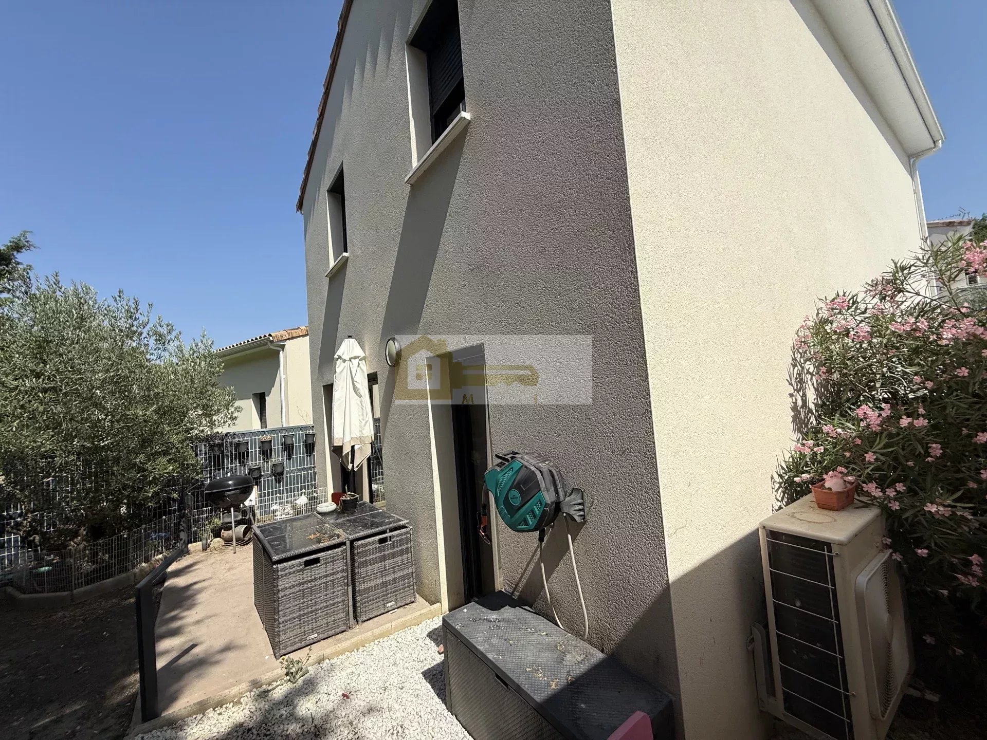 Agence immobilière de 