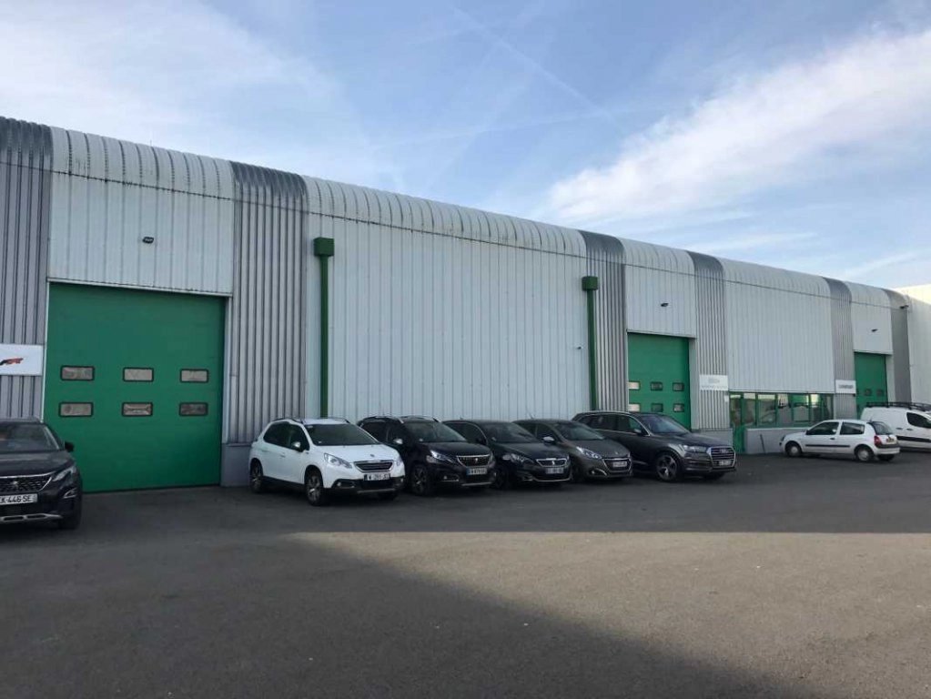Location Local Montigny-le-Bretonneux