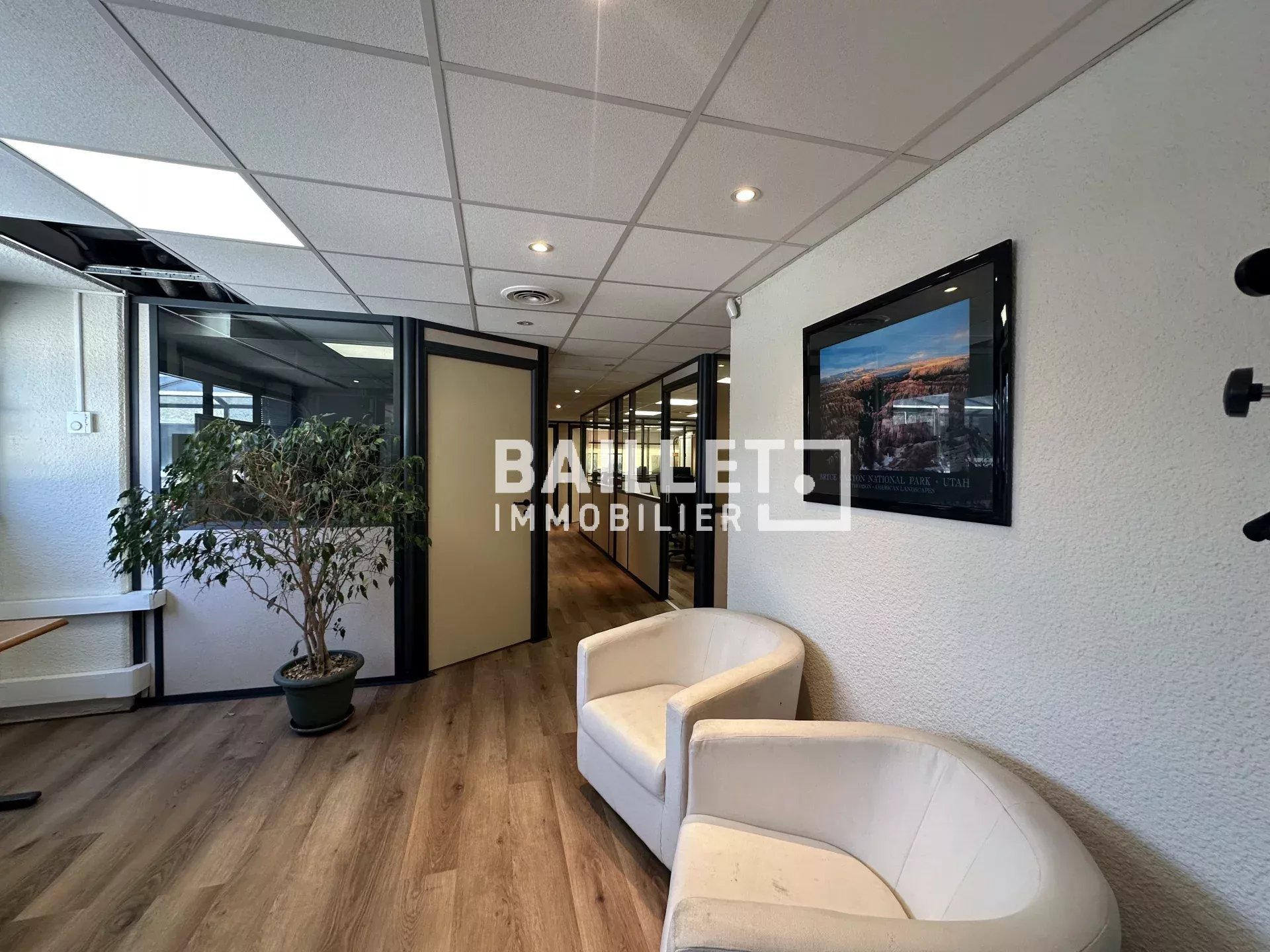 VENDS 152 M² DE BUREAUX CLIMATISÉS AVEC ACCÈS PMR