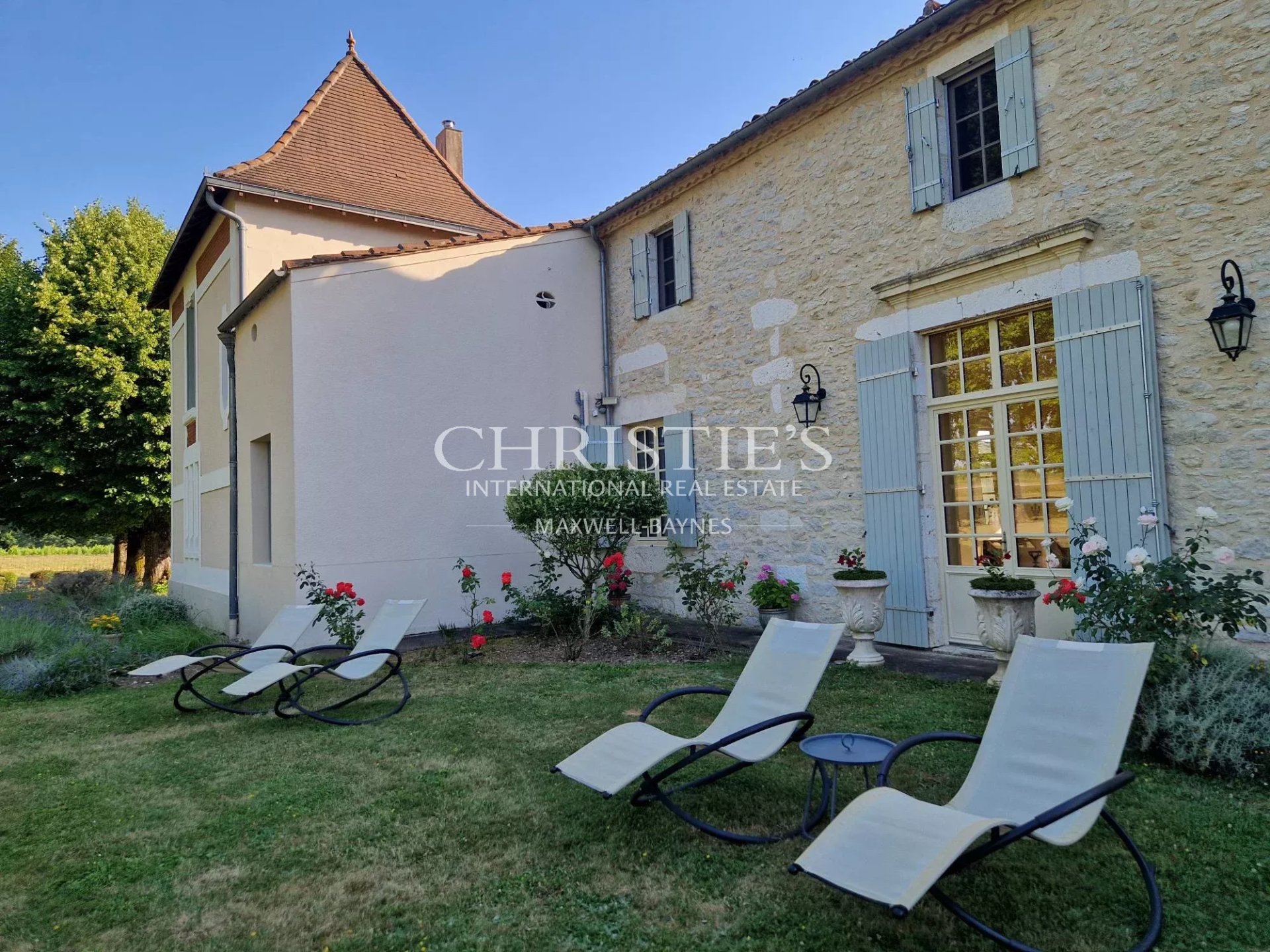 8 Bedroom Chateau's Image 7