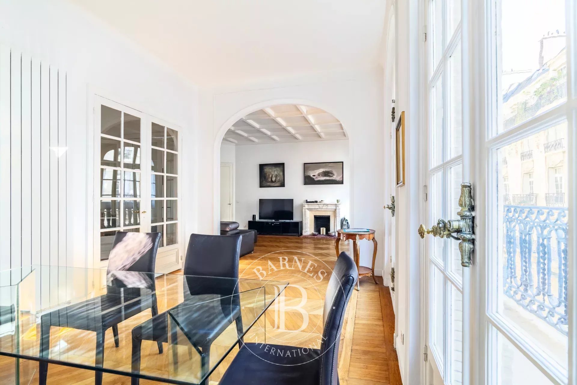 Paris  - Apartment 3 Bedrooms - picture 12