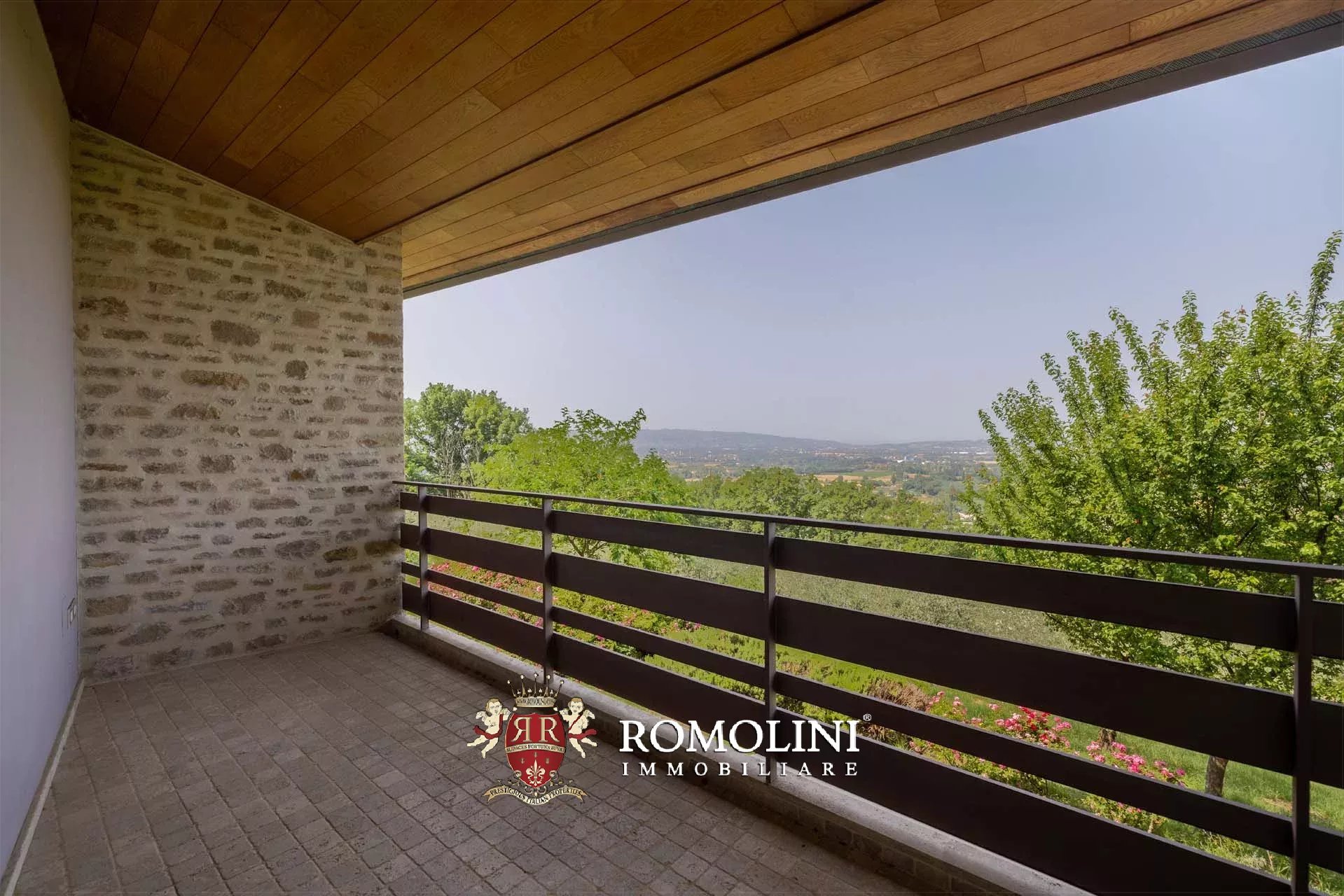 5 Bedroom Villa/Townhouse's Image 31