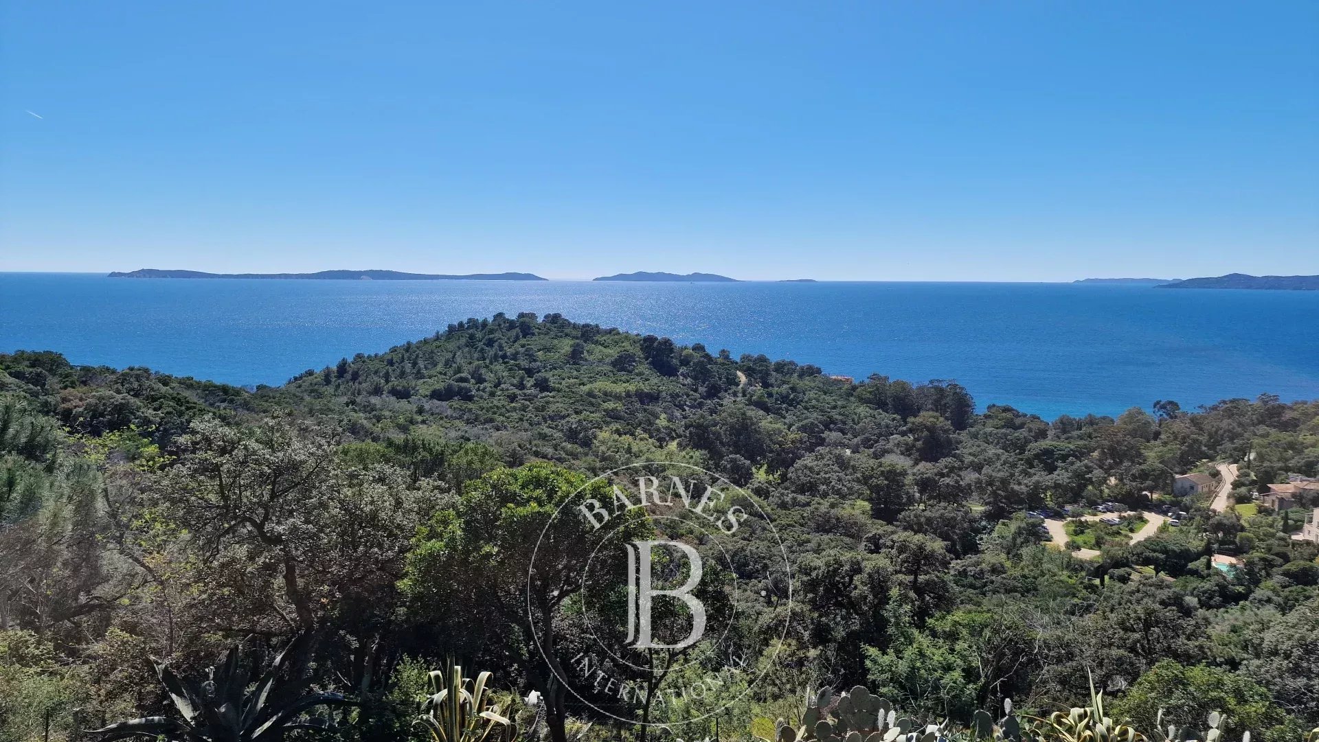 Arazi Rayol-Canadel-sur-Mer