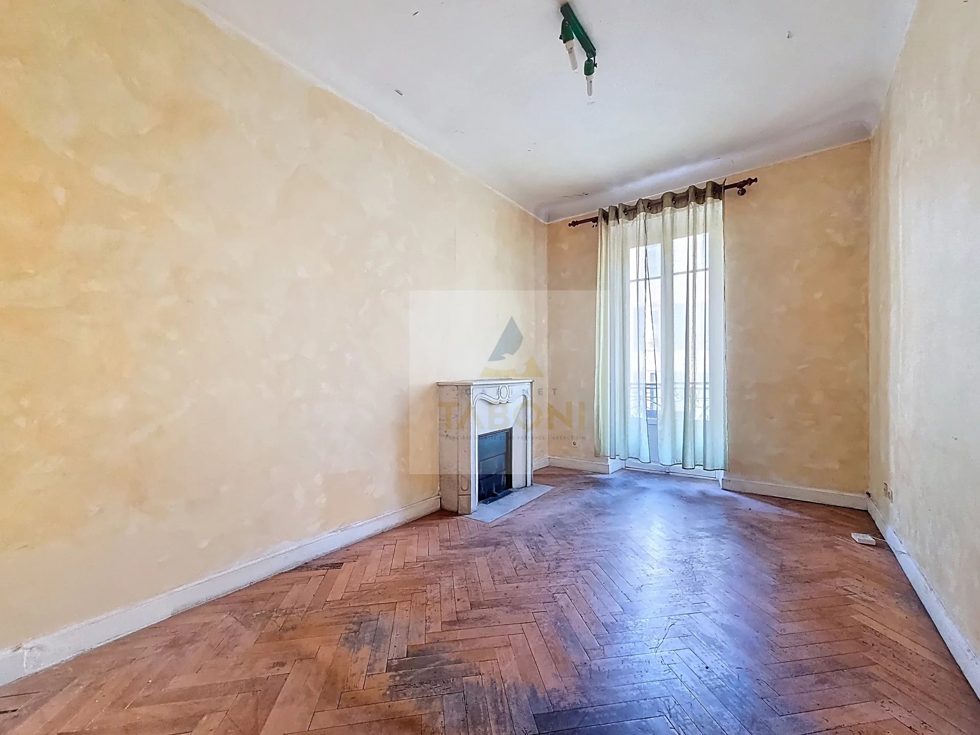 4P A RÉNOVER / BEAUMONT