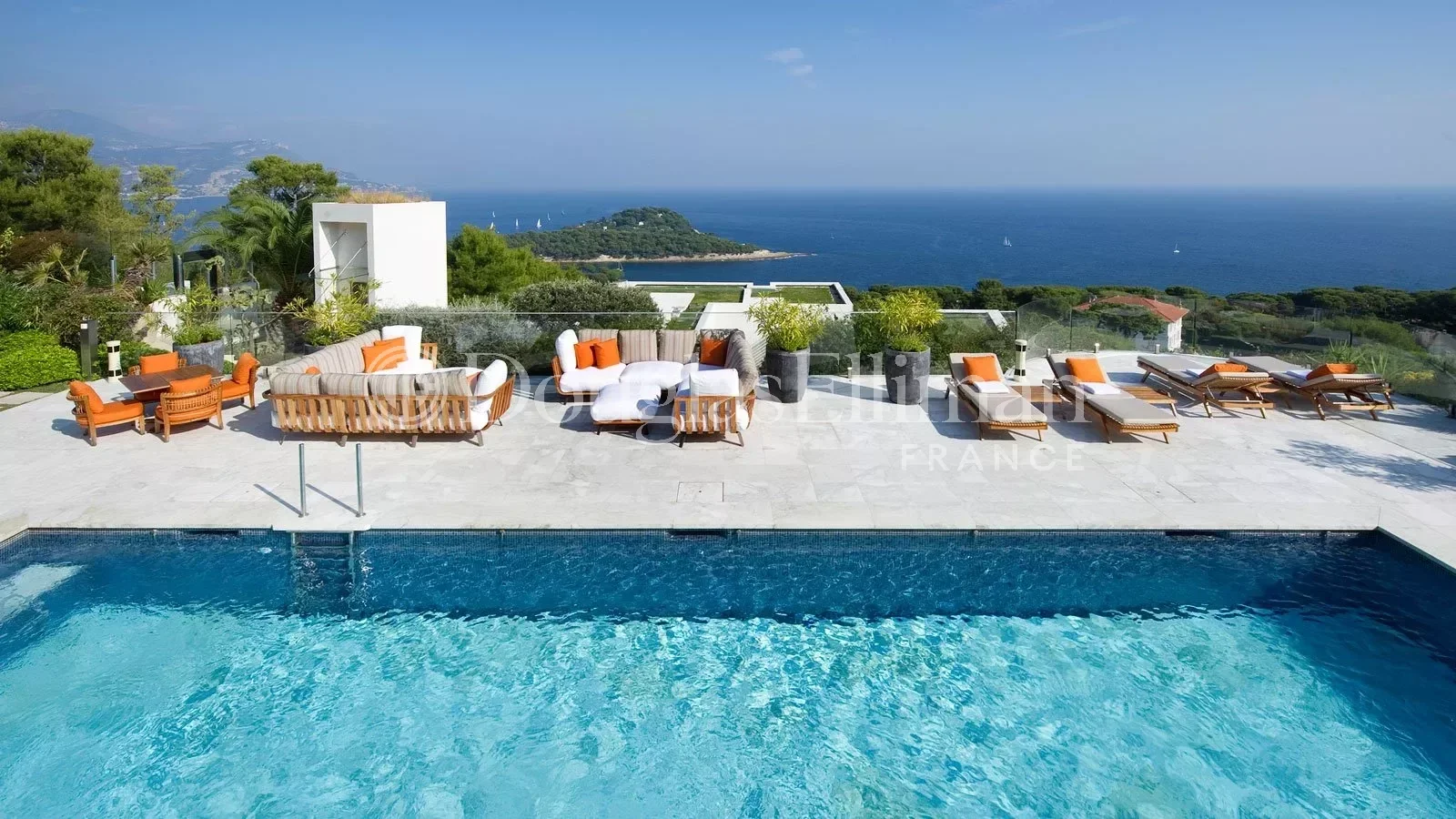 SAINT JEAN CAP FERRAT: Propriété de Luxe avec Vue Mer Exceptionnelle - Image nᵒ2