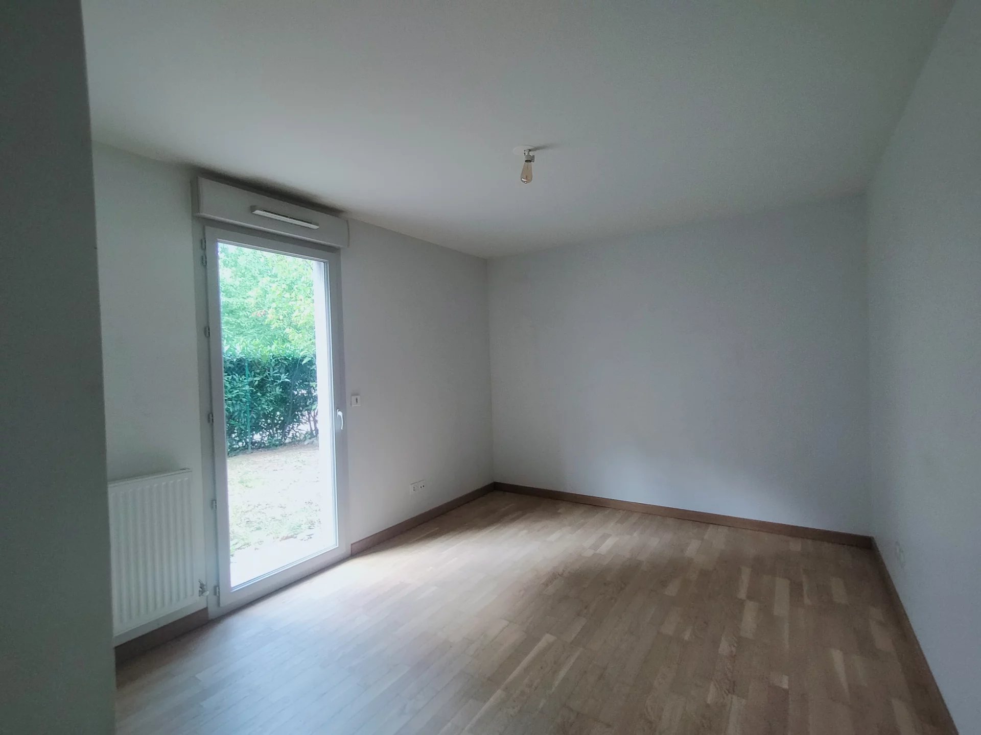 481432 Location Lyon 8ème