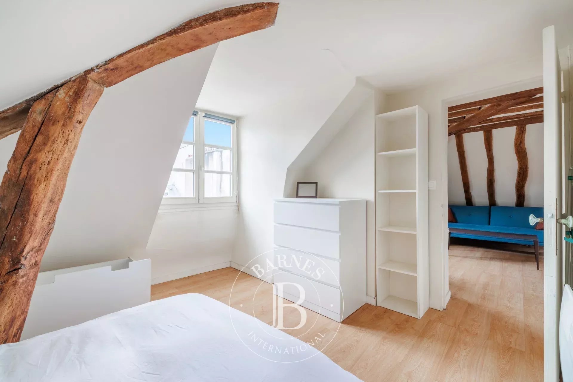 Daire Paris 4ème - picture 5