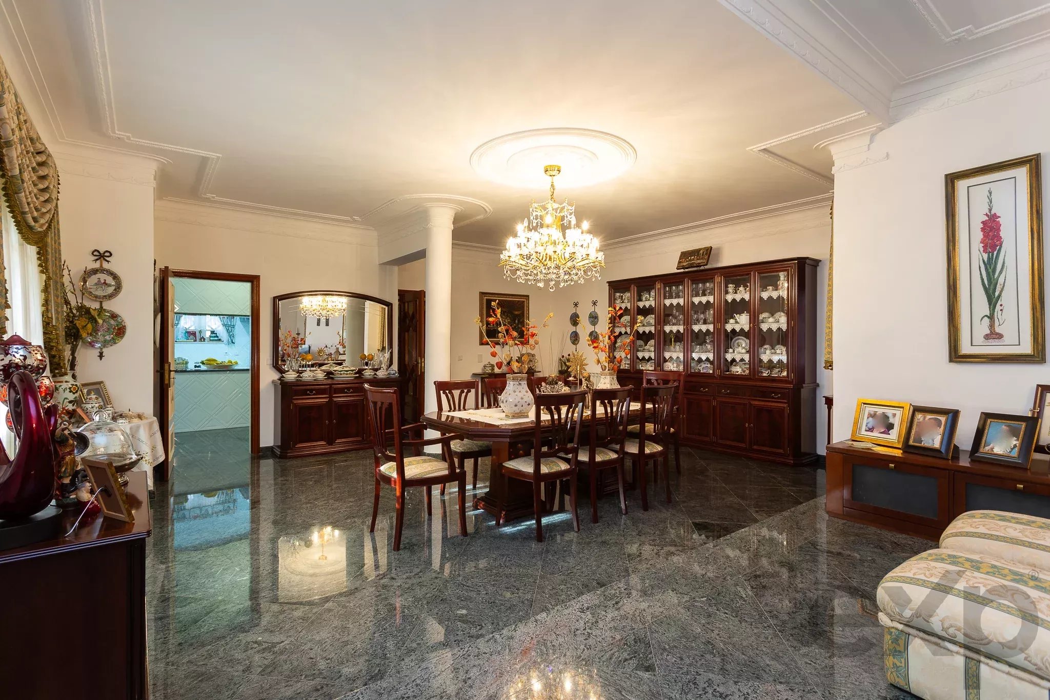 Prestigious Residence with Swimming Pool 87053100 image 14