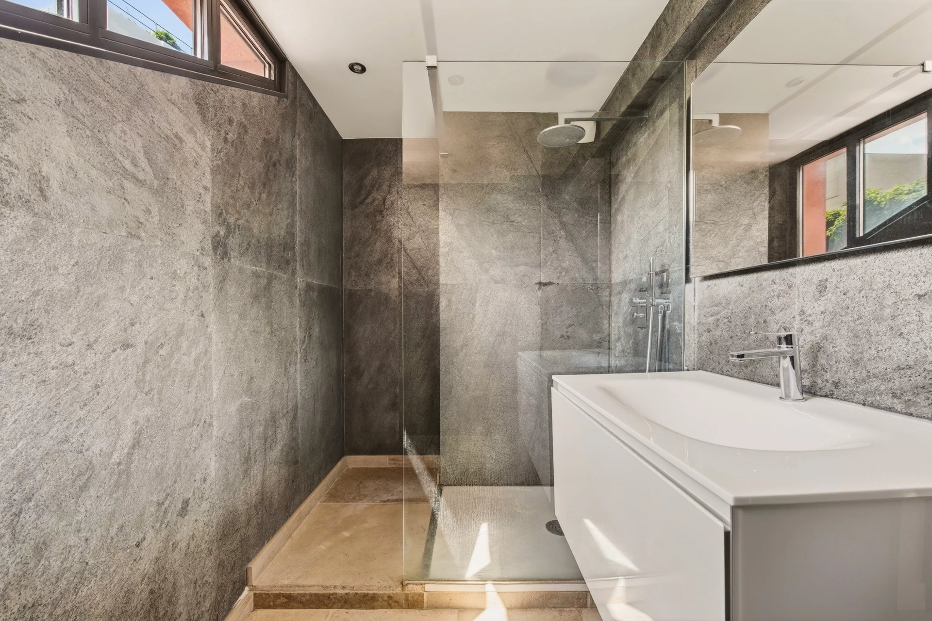 4 Bedroom Villa/Townhouse's Image 25