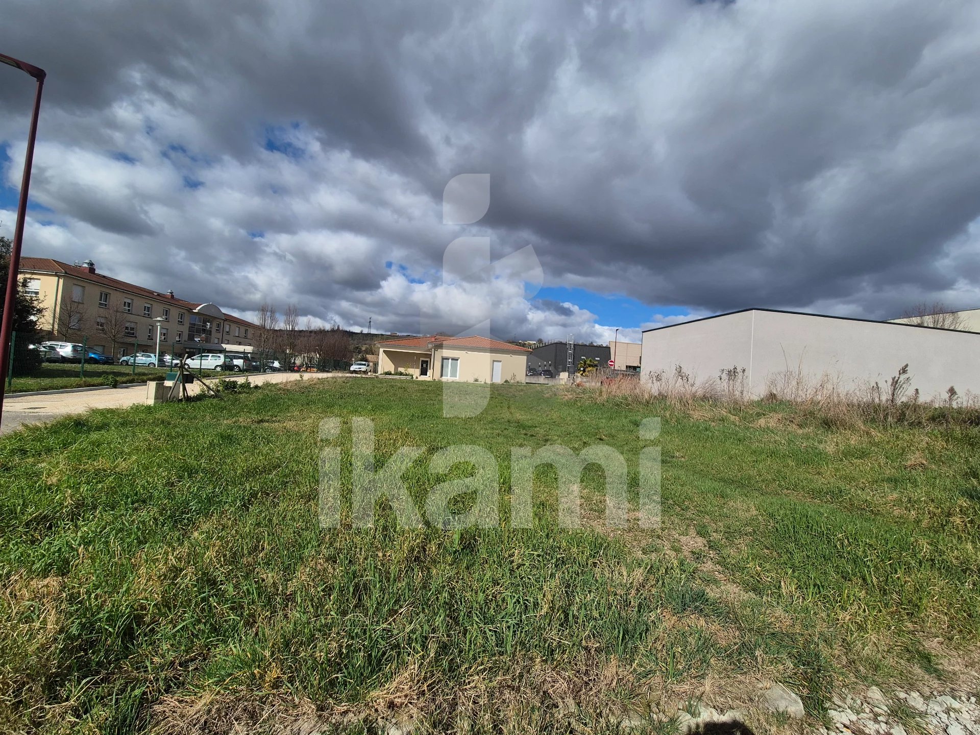 Terrain constructible de 669 m2
