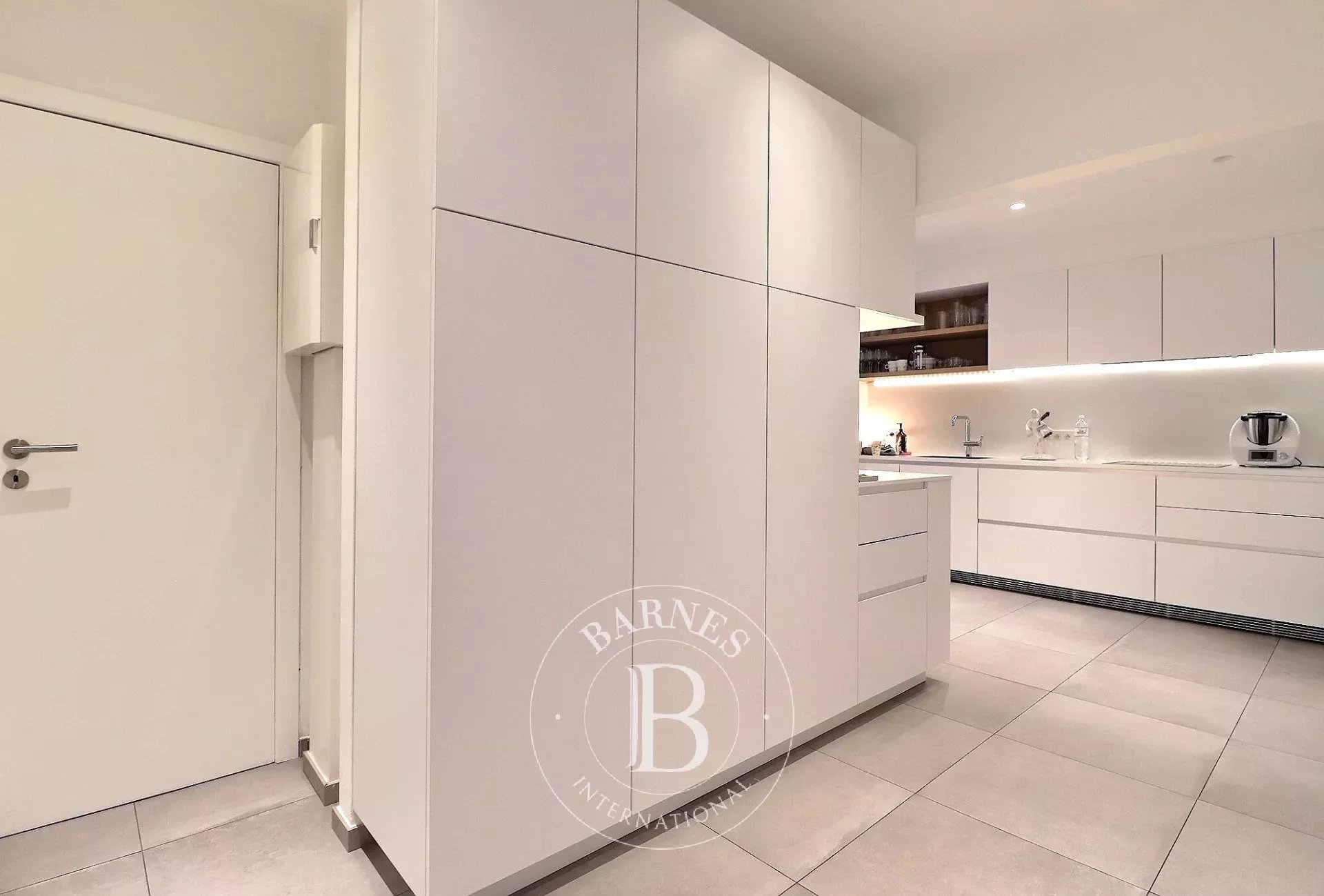 Bois de la Cambre - Appartement 4ch + terrasse + parking