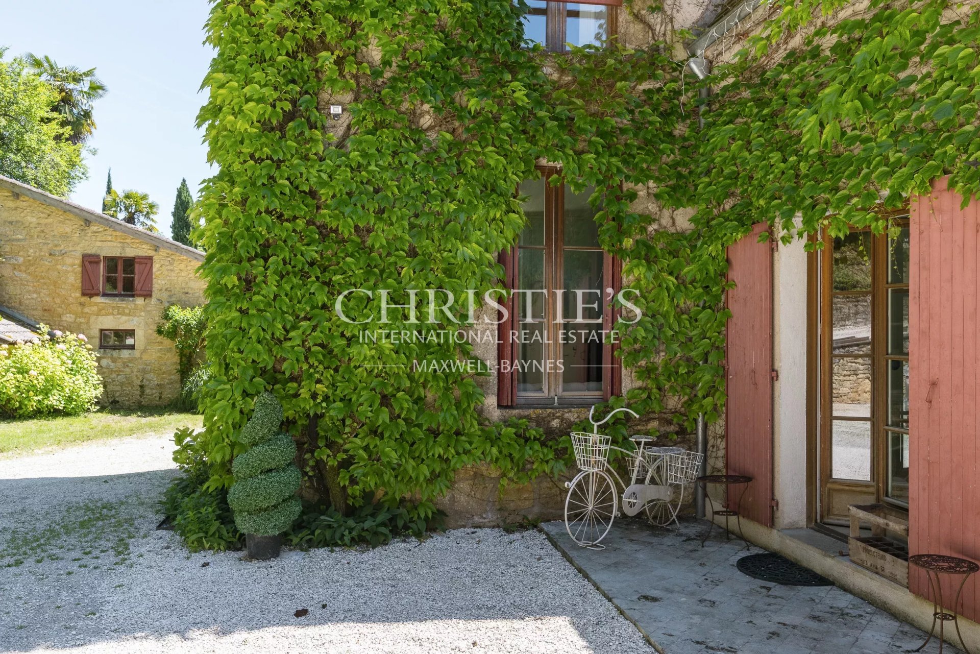 17 Bedroom Chateau's Image 52