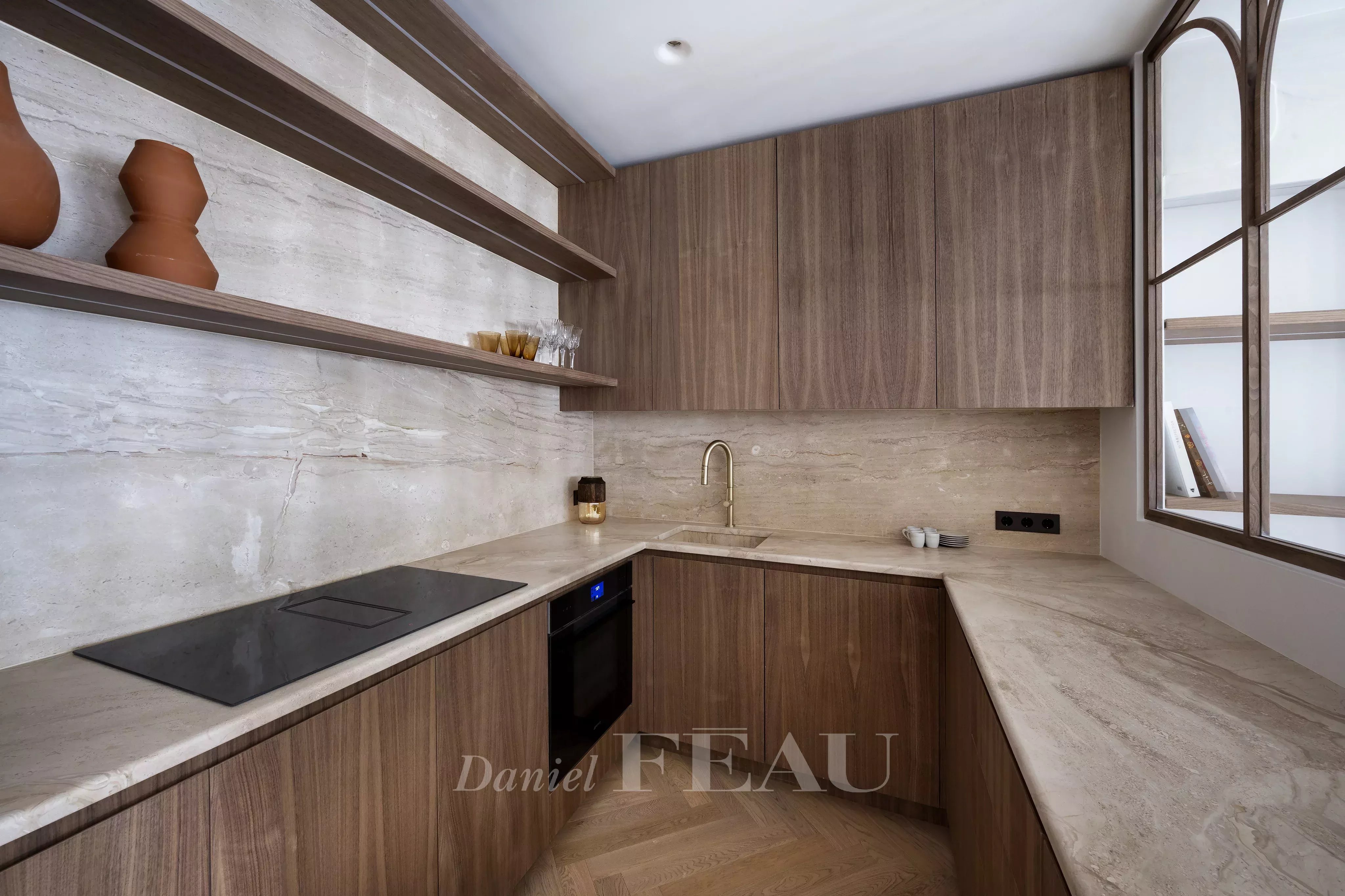 Sale Apartment Paris 3rd