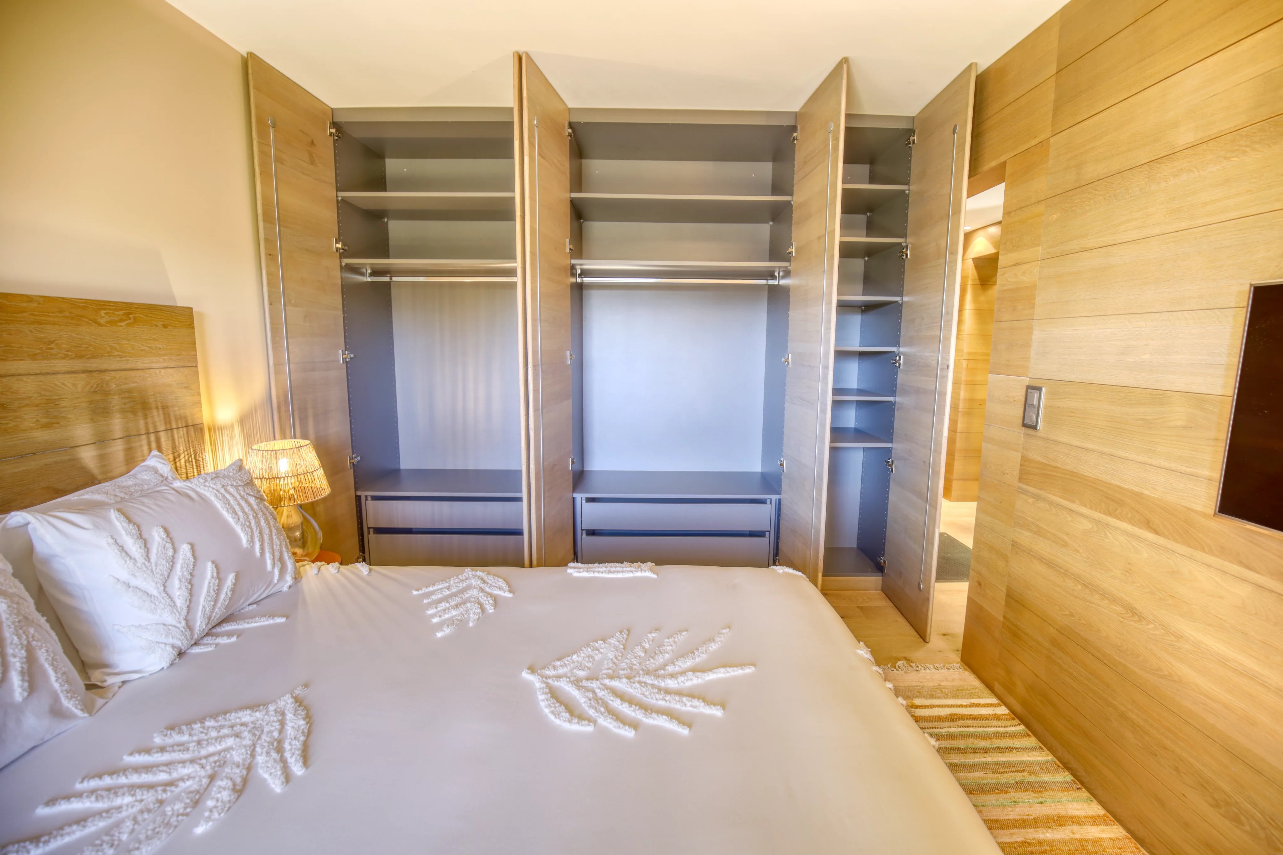 2,5 pièces de standing - rénové et grand balcon, à Crans !