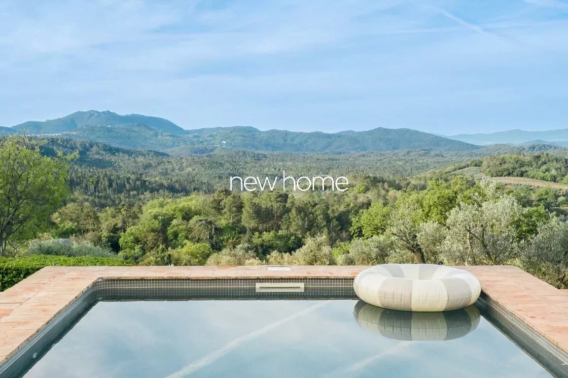 Ancienne ferme de 1850 avec vue panoramique à Tanneron! Un véritable rêve provençal