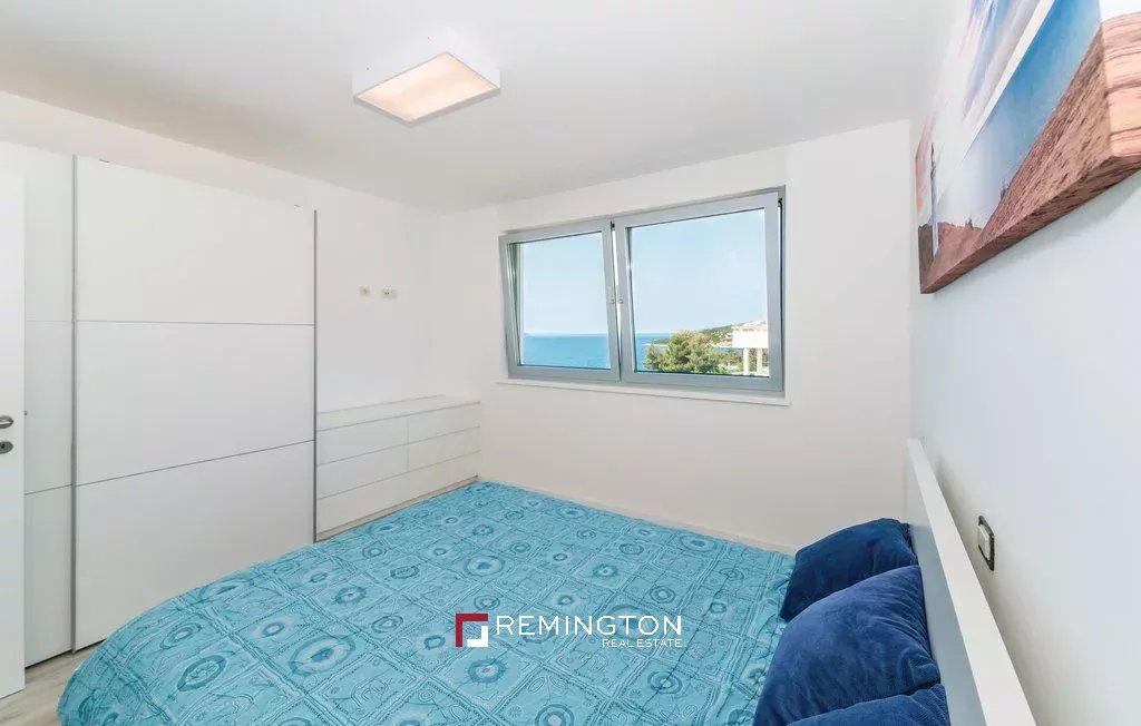 3 Bedroom Apartment/Flat's Image 12