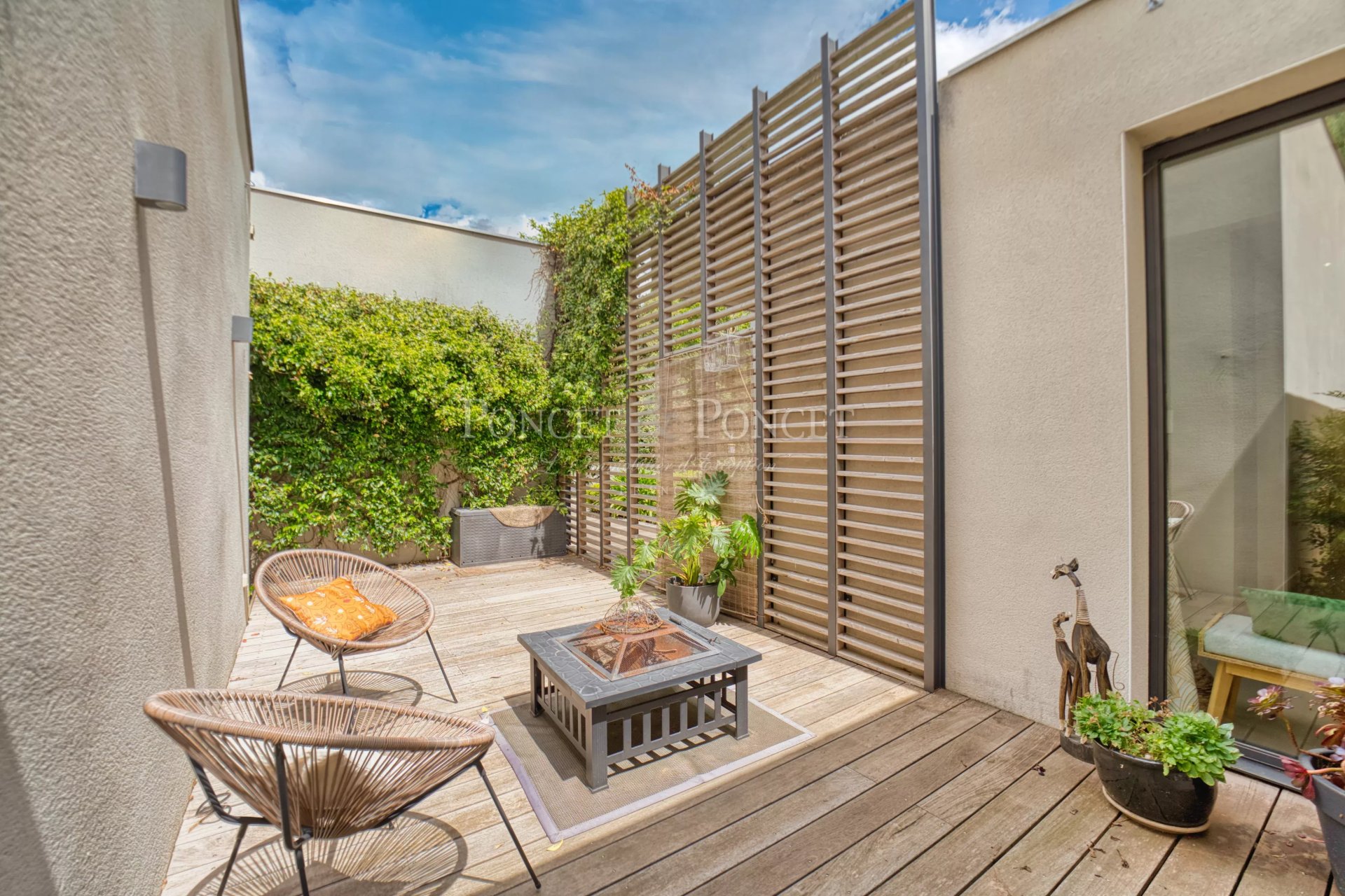 5 Bedroom Villa/Townhouse's Image 17