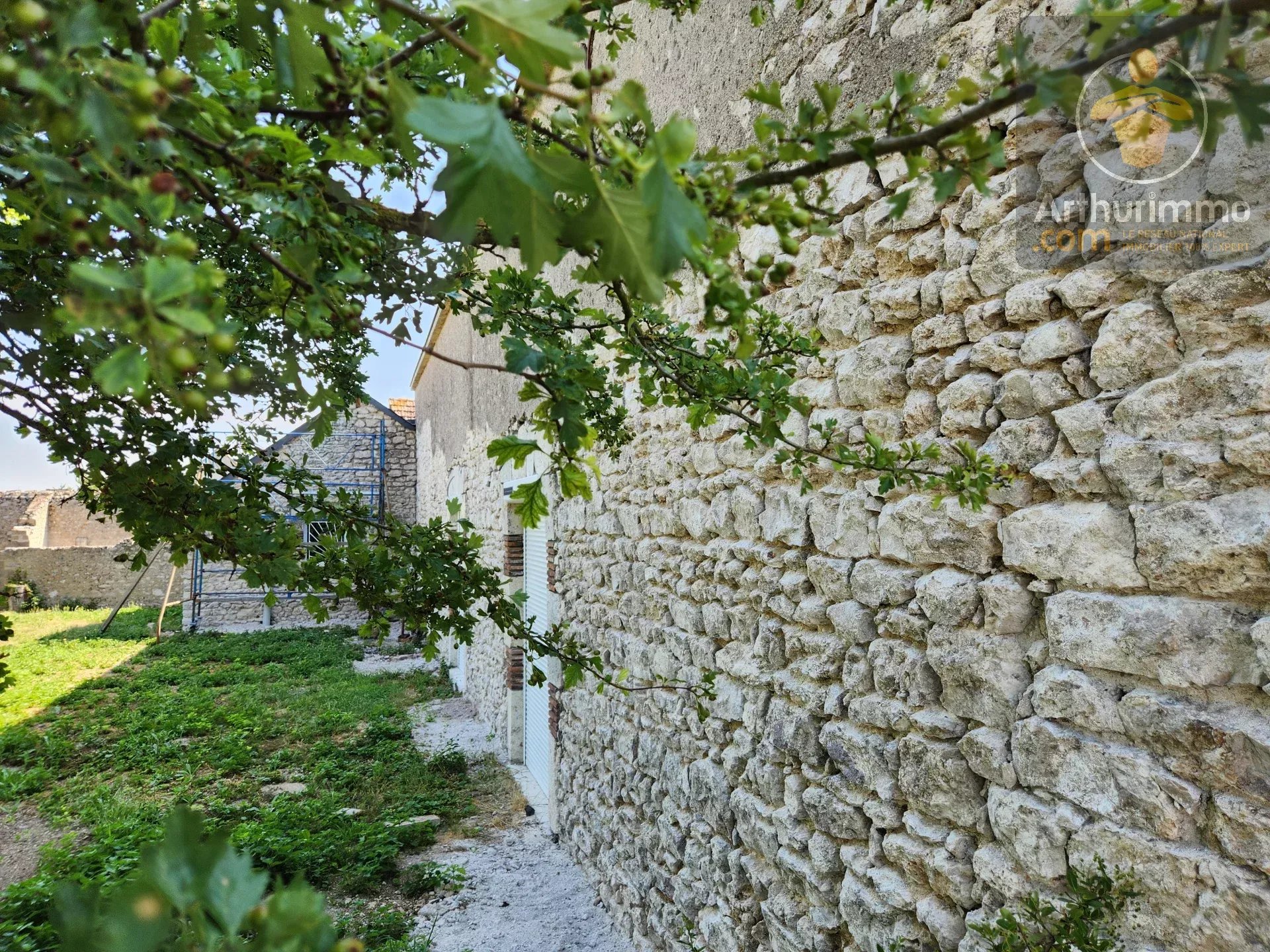 Belle longère de charme à Villorceau avec vaste grange et prestations de qualité — photo 3