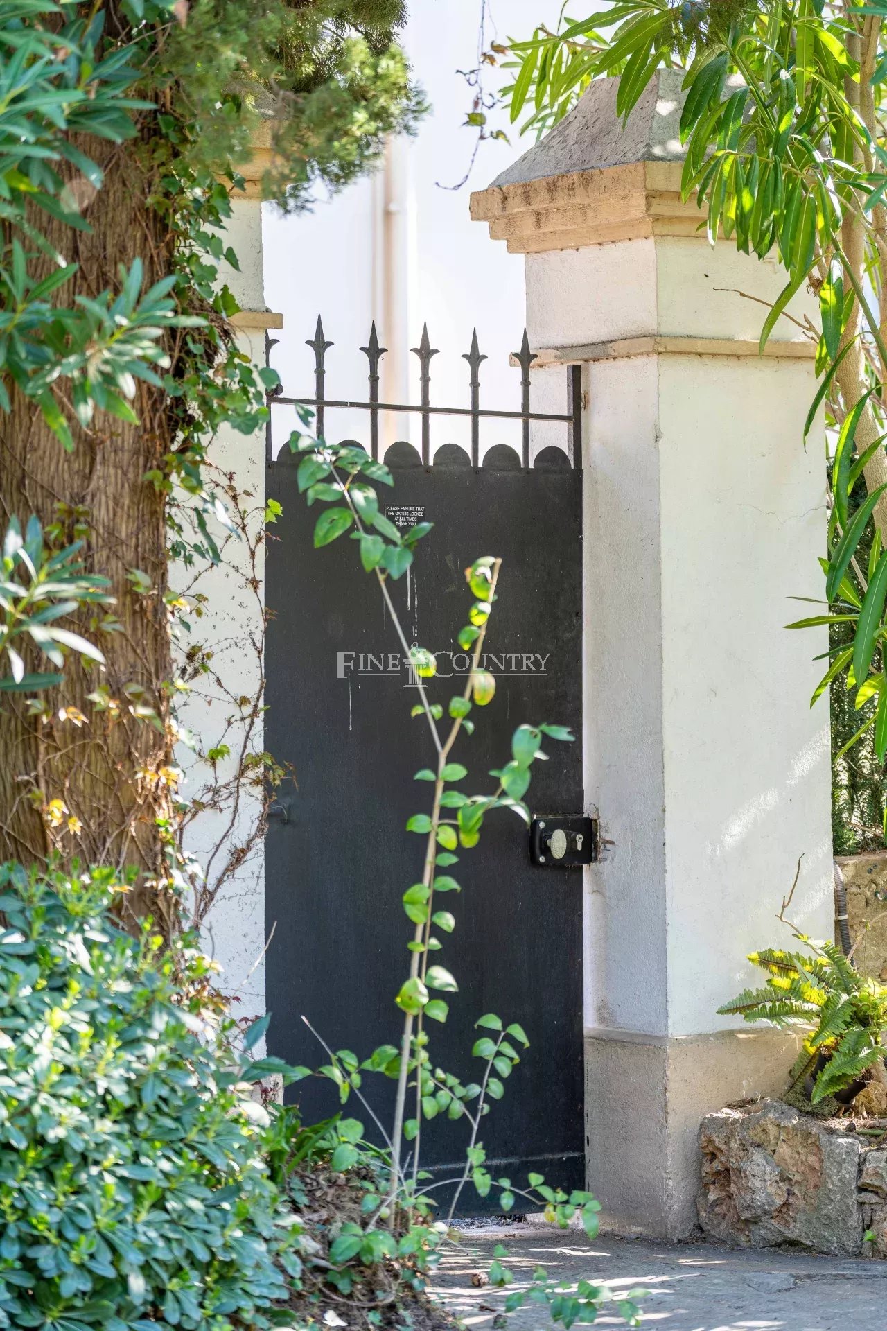 Photo of HOUSE FOR SALE IN MOUGINS VILLAGE