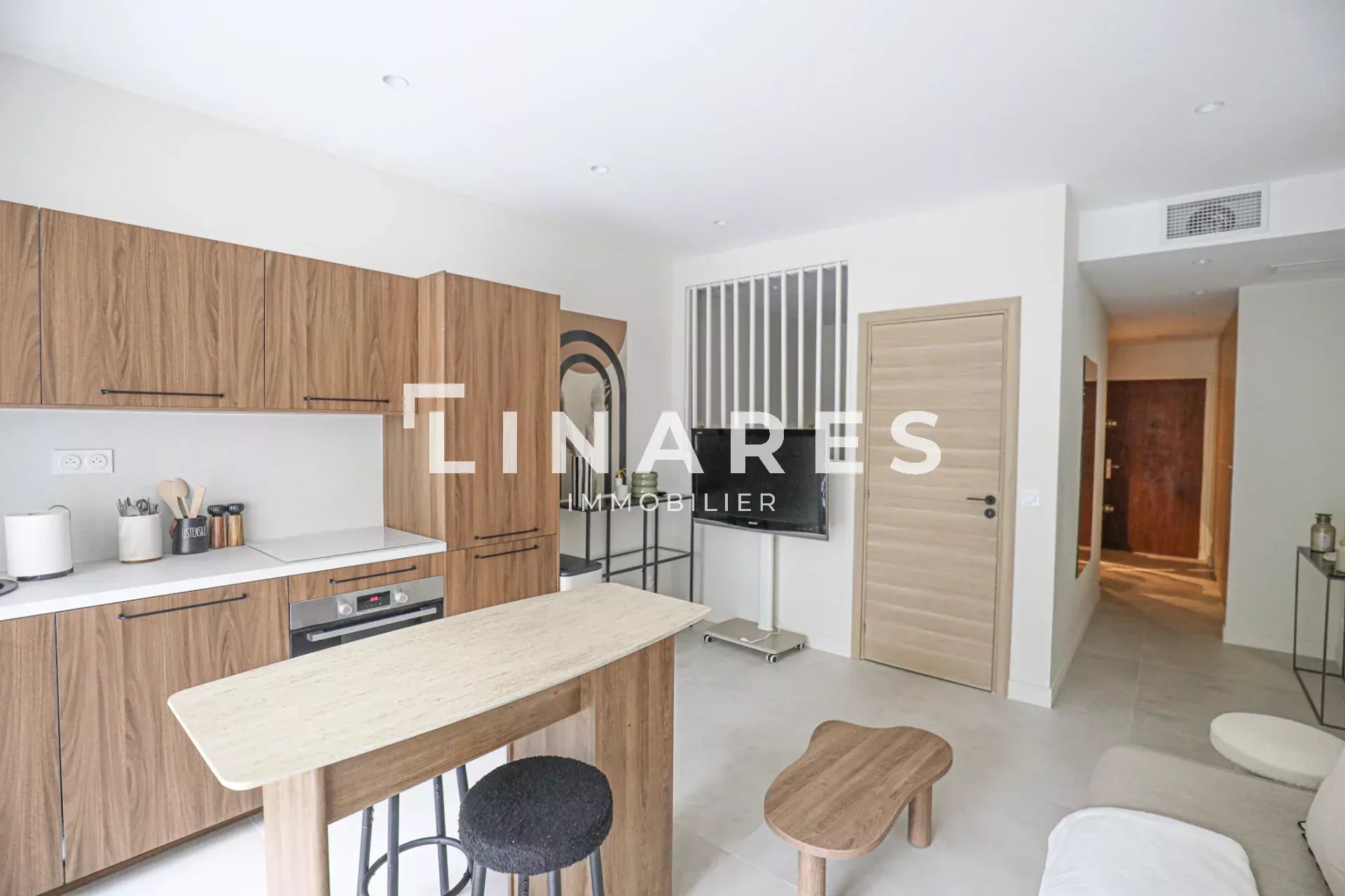 Rental Apartment Marseille 8ème Périer