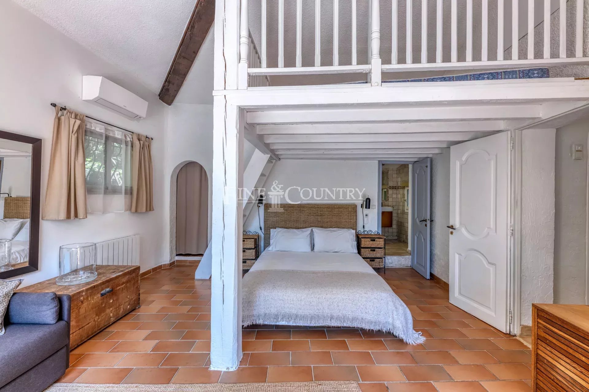Photo of Villa for sale in Chateauneuf close to Valbonne village
