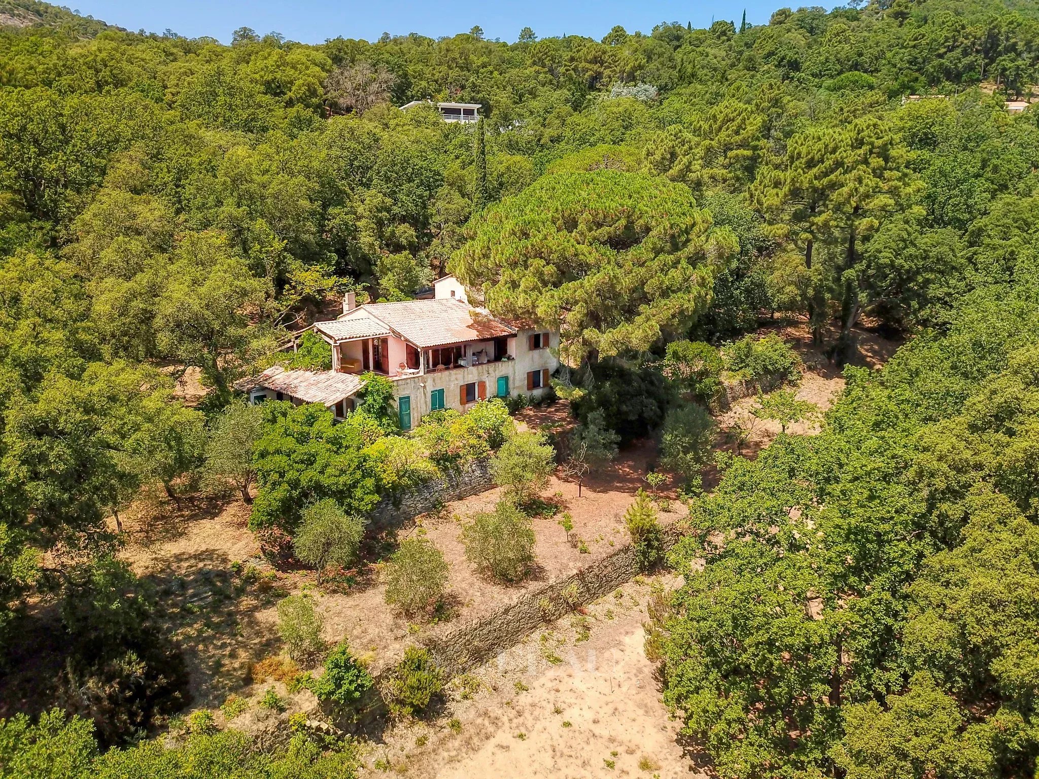 La Garde-Freinet - Propriété familiale avec vue dégagée