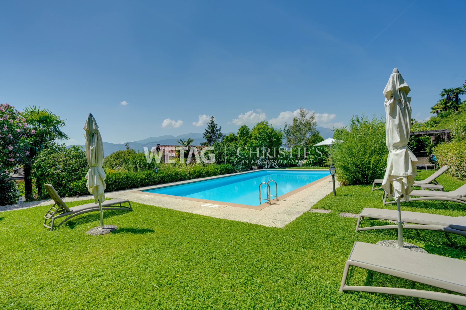 2 Bedroom Apartment/Flat's Image 3
