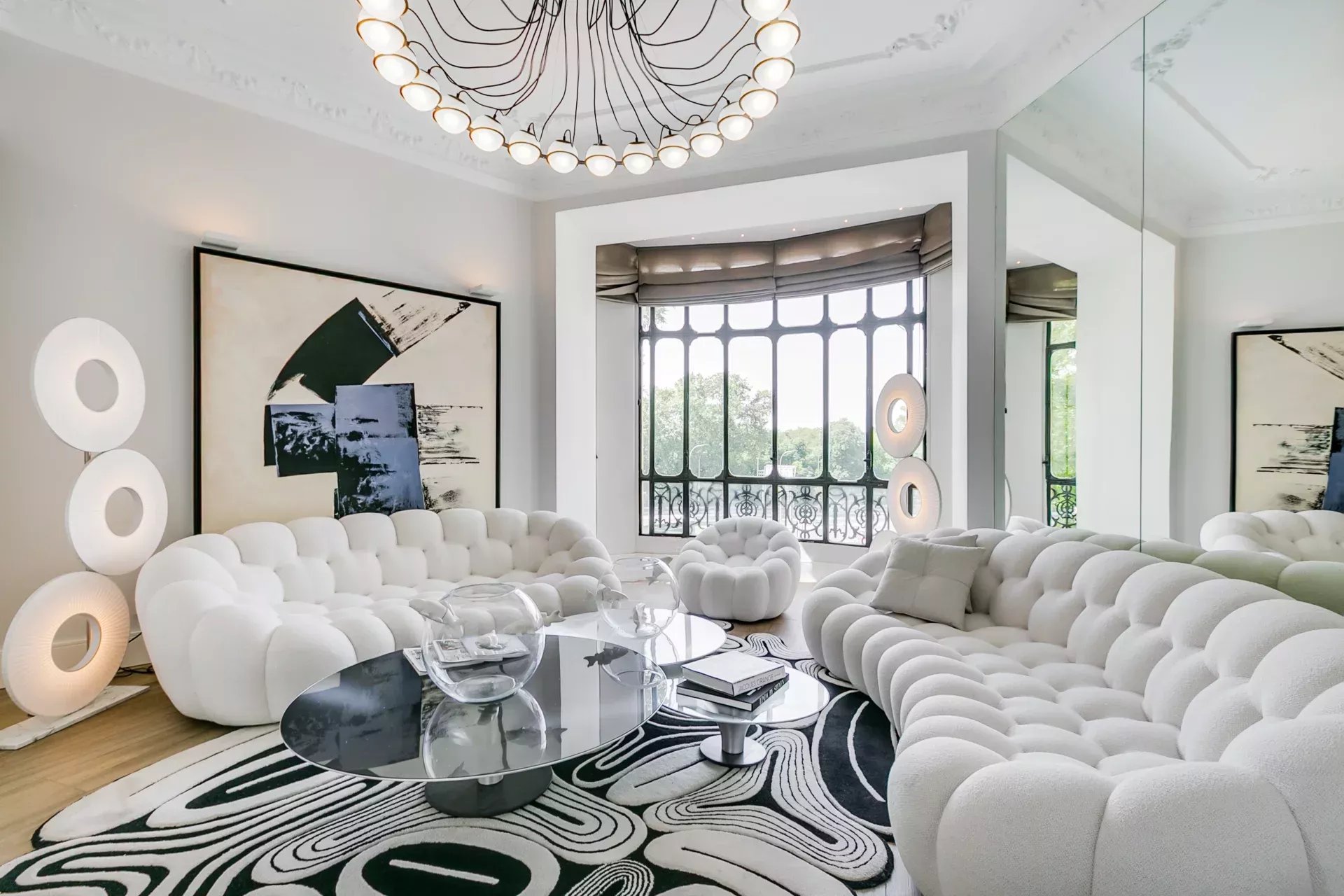 Madrid – Recoletos – Luxury corner apartment with 4 bedrooms and bay window overlooking Retiro