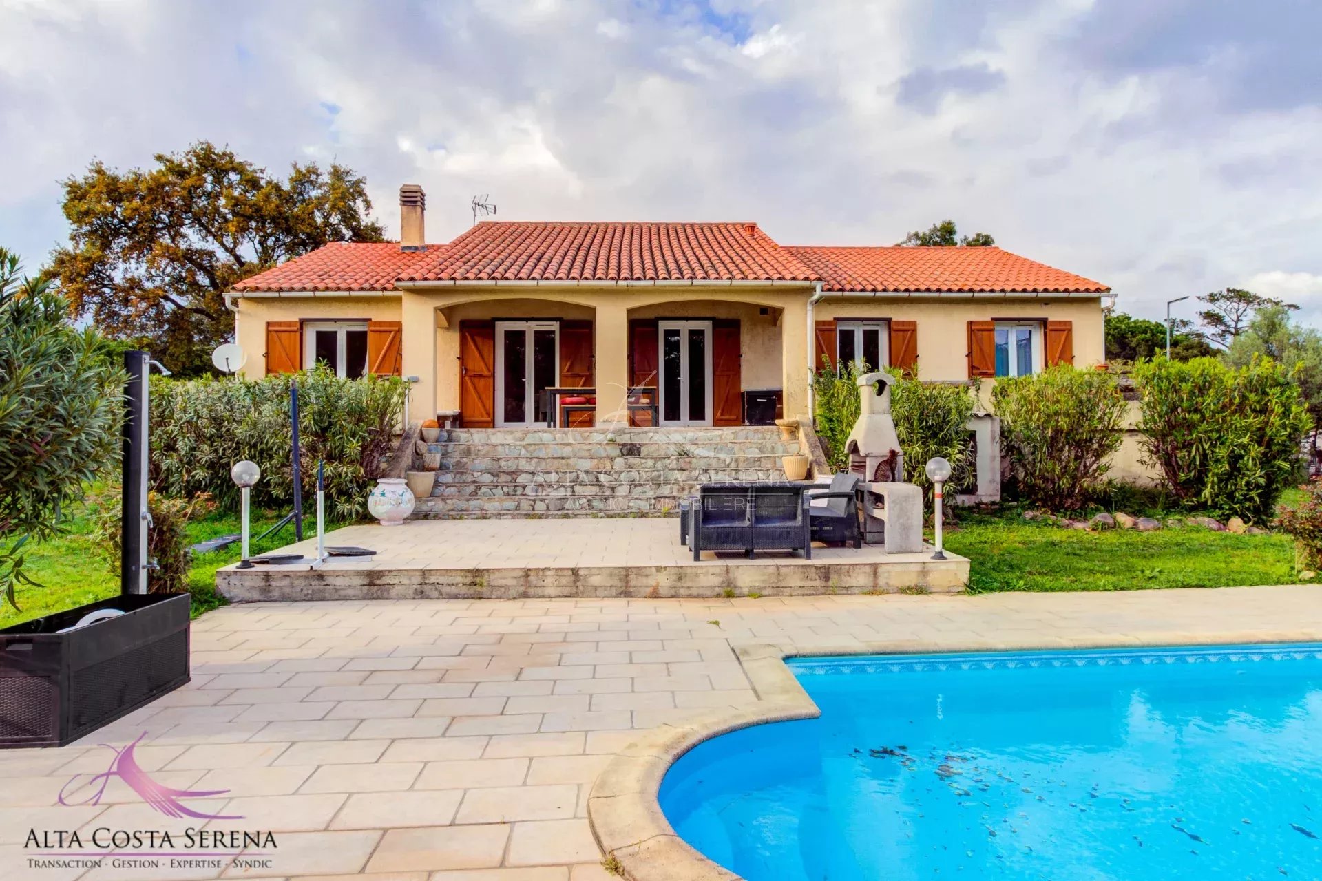 Agence immobilière de 