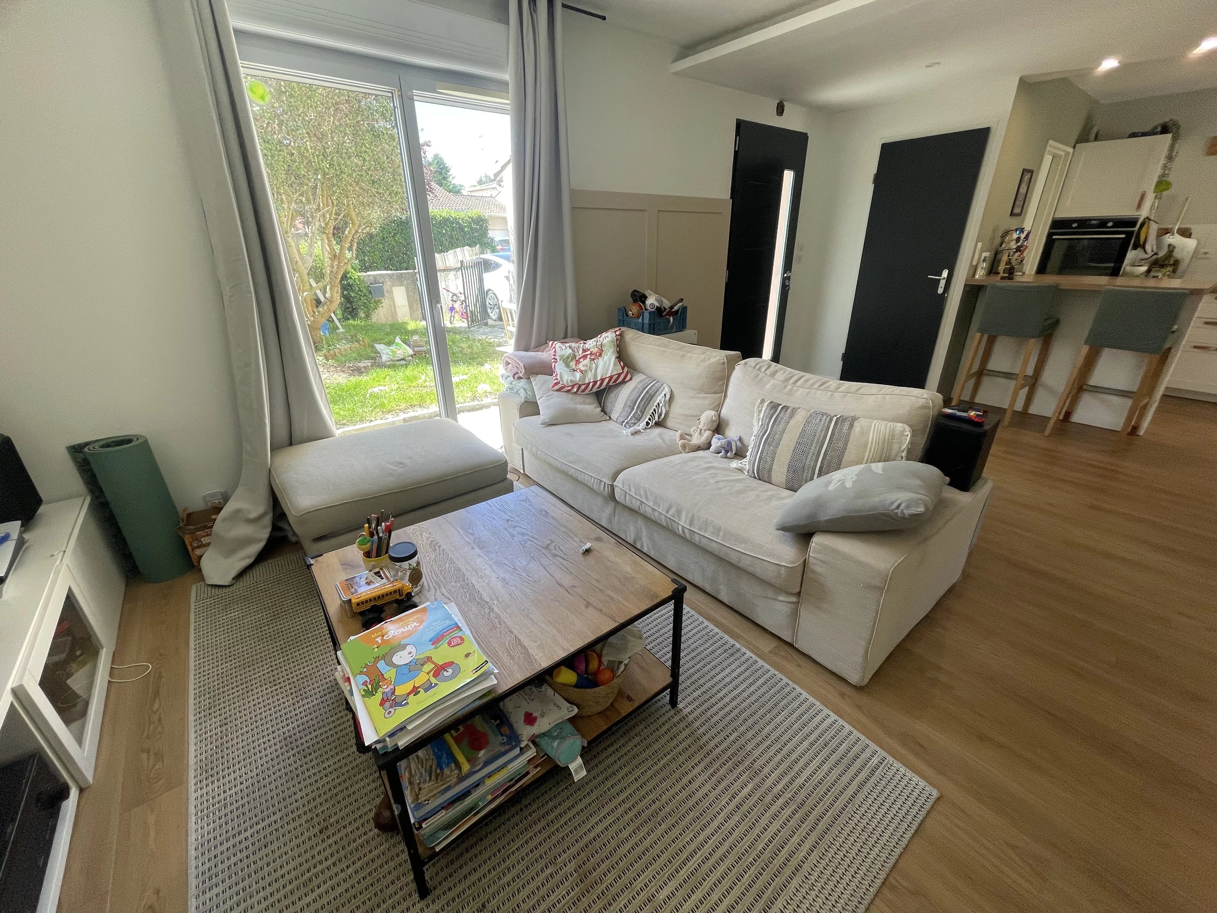 Maison T4 à étage avec garage dans une impasse