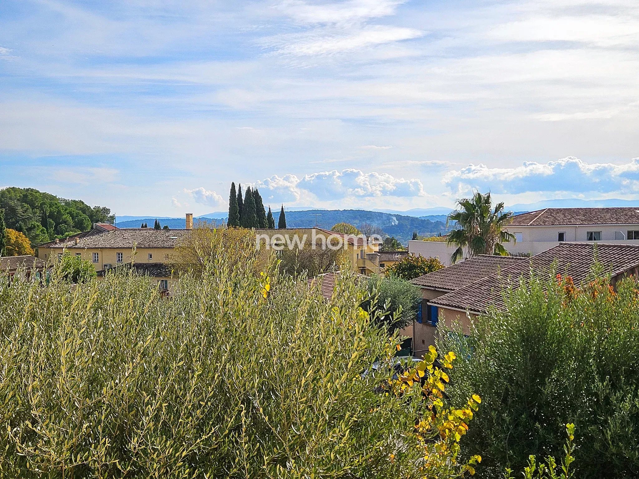 Charmante villa à pied du village