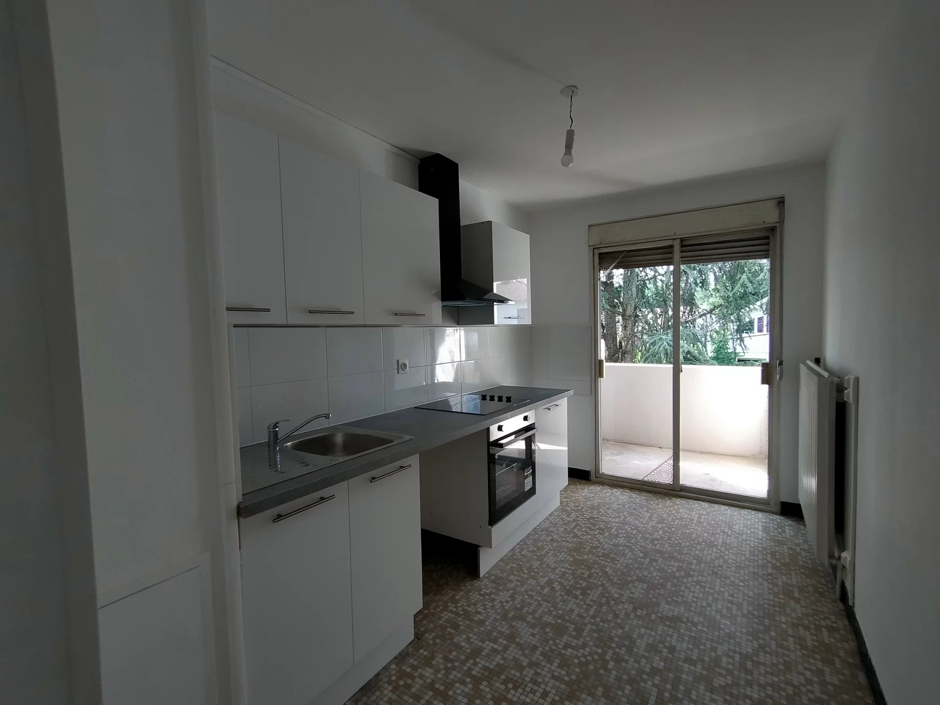 82372903 Location Lyon 9ème