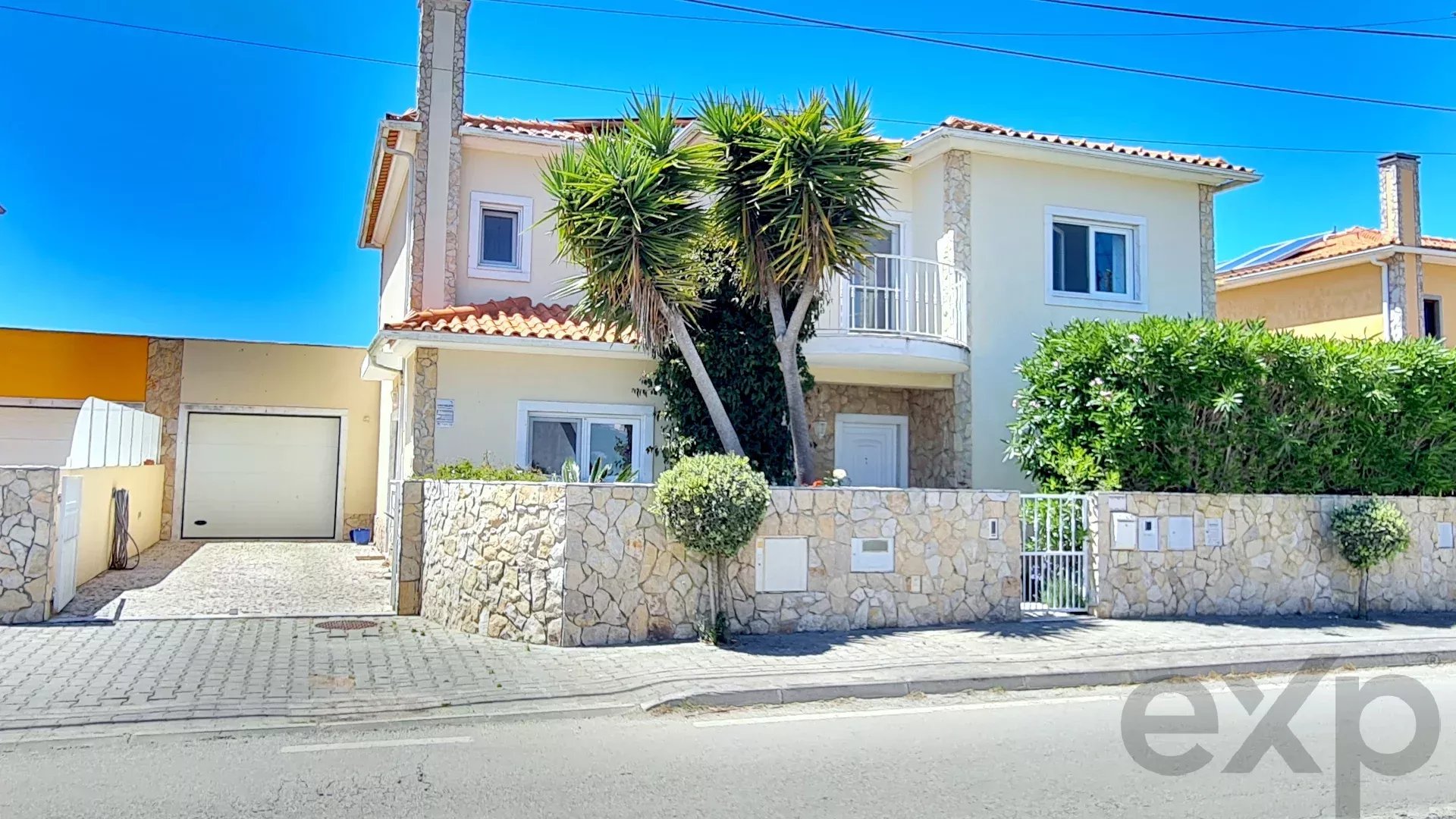 4 Bed. House with Pool, close to the beach 87154066 image 1