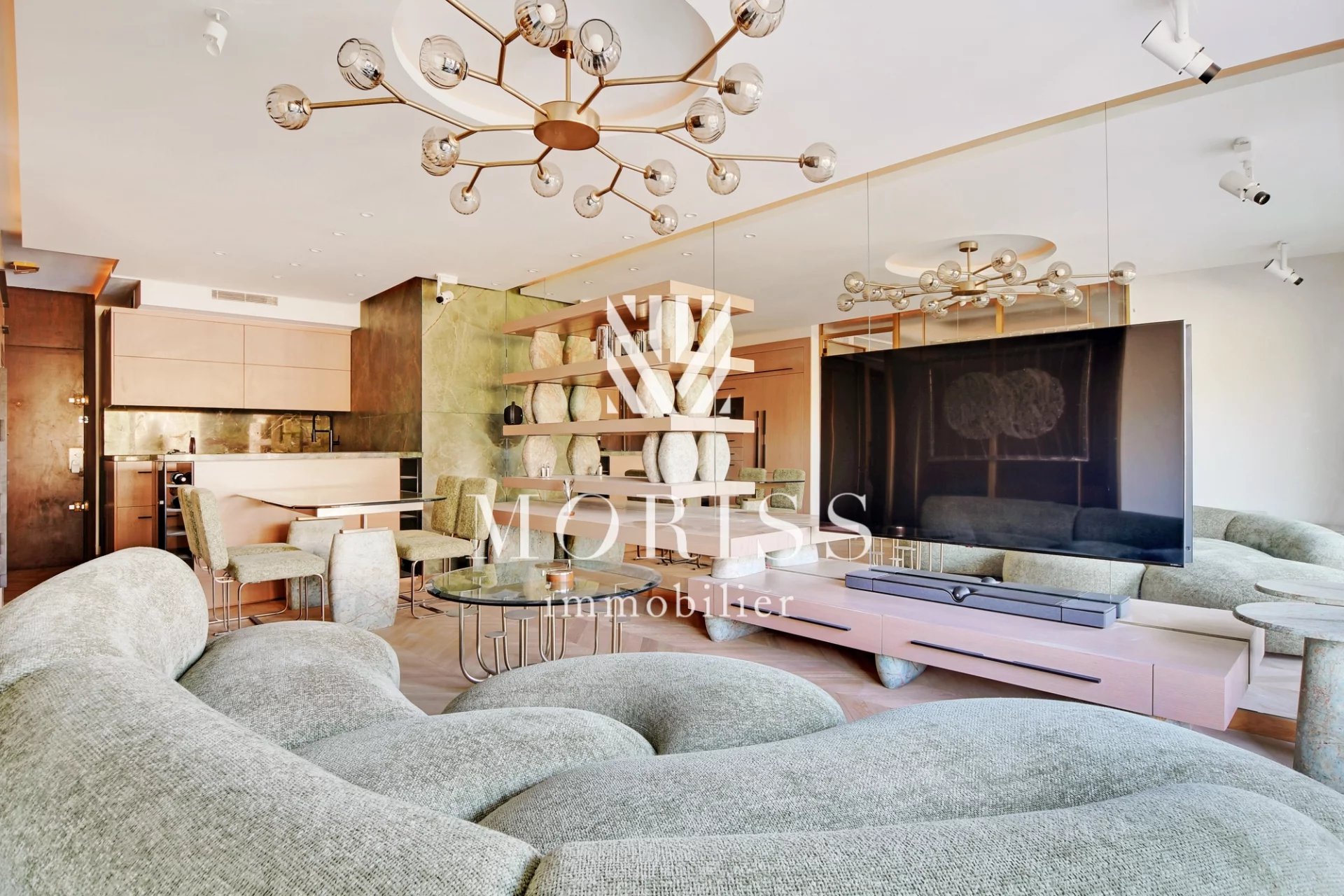 2 Pieces d'exception / Terrasse + Parking / Boulogne Nord - Image Array