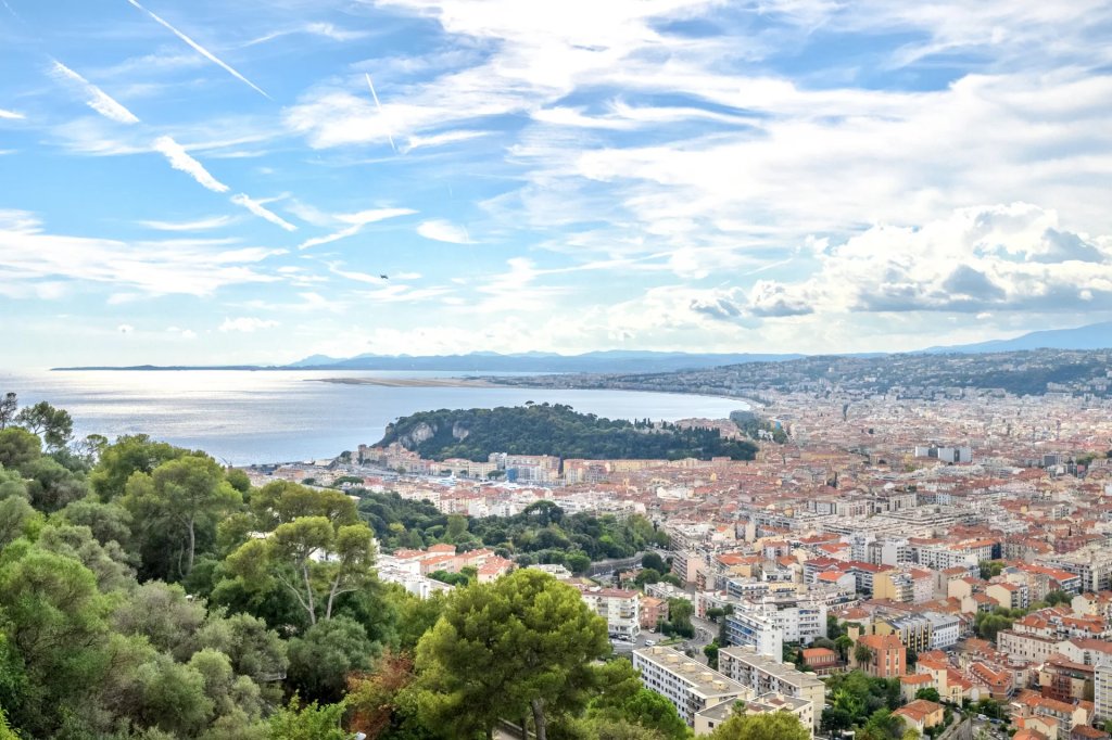 Apartment for sale in Nice — Exceptional Apartment – Top Floor with Panoramic Sea View
