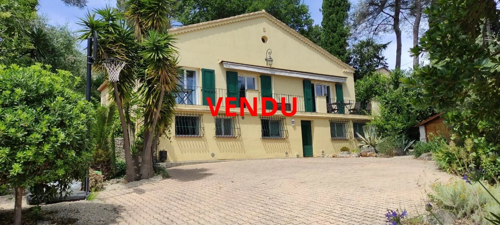 Agence immobilière de 