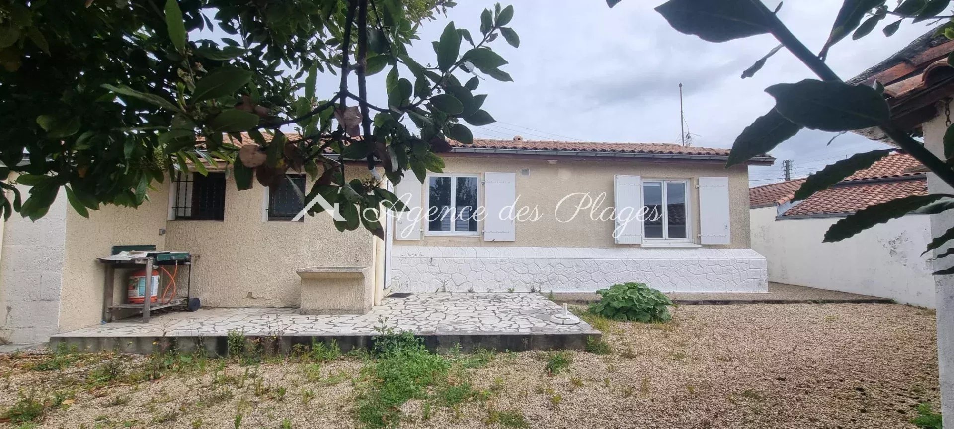 Agence immobilière de 