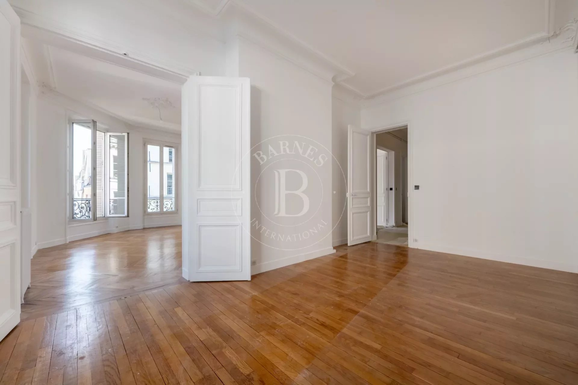 Daire Paris 3ème - picture 14