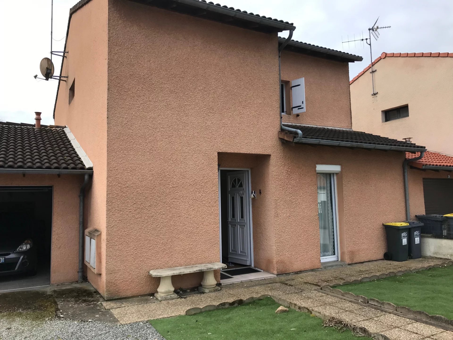 pavillon trois chambres dans Parthenay