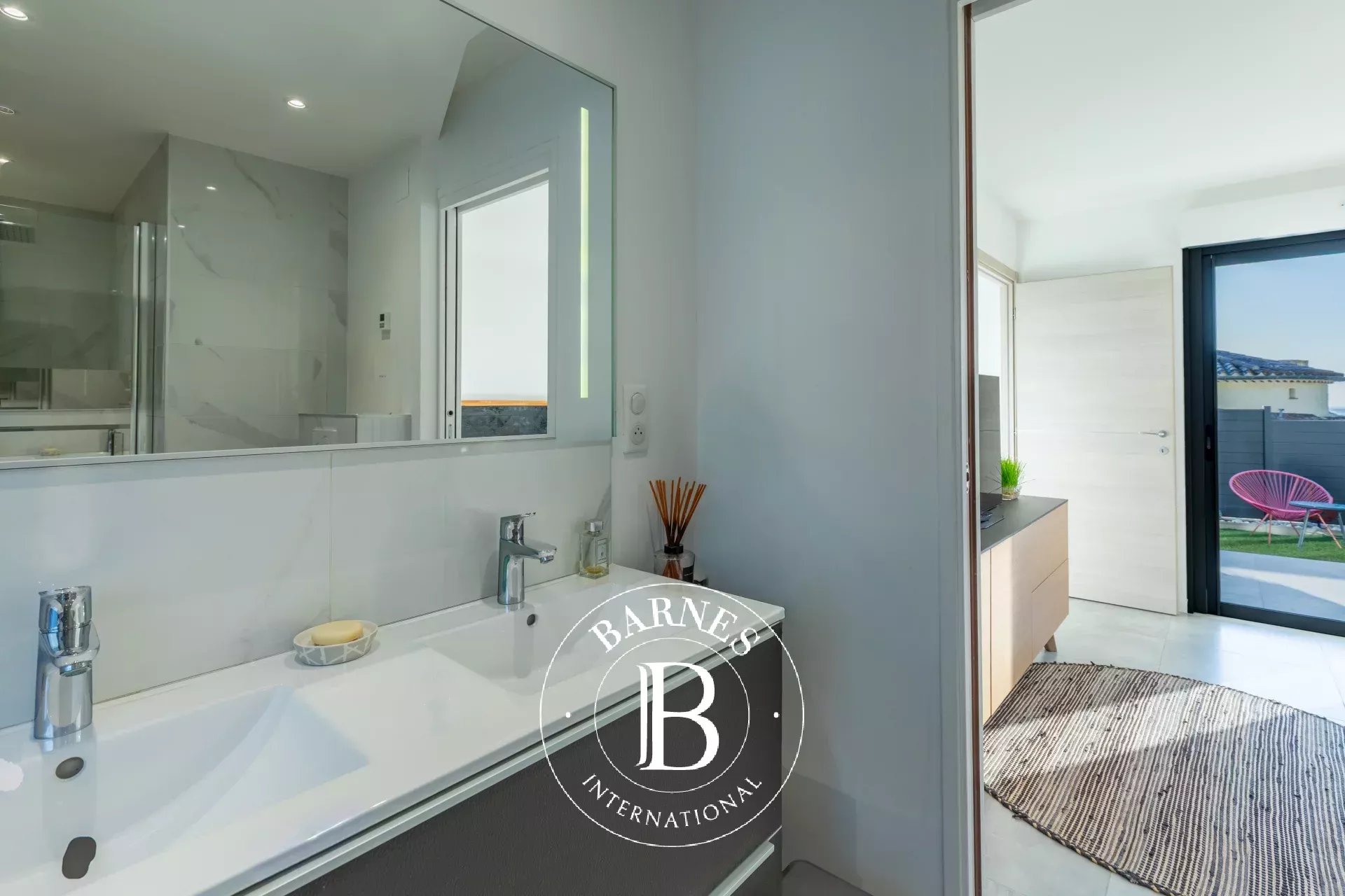 Sanary-sur-Mer  - Appartement 5 Pi&egrave;ces 4 Chambres - picture 11