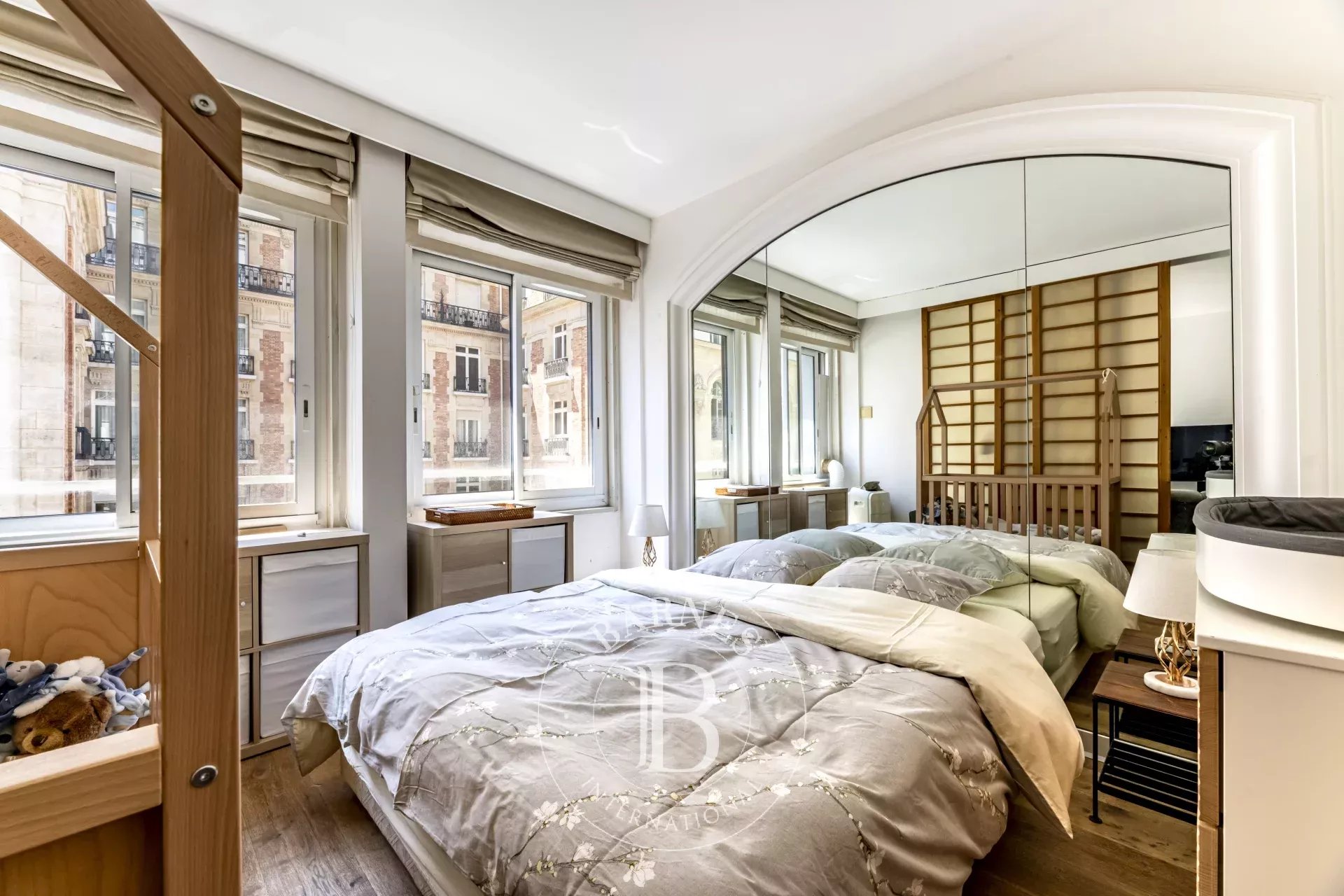 Daire Paris 8ème - picture 6