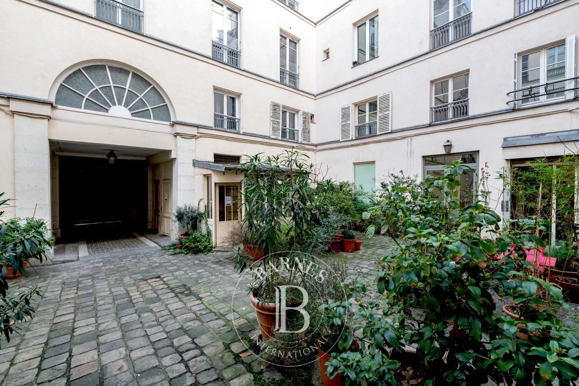 Daire Paris 3ème - picture 24