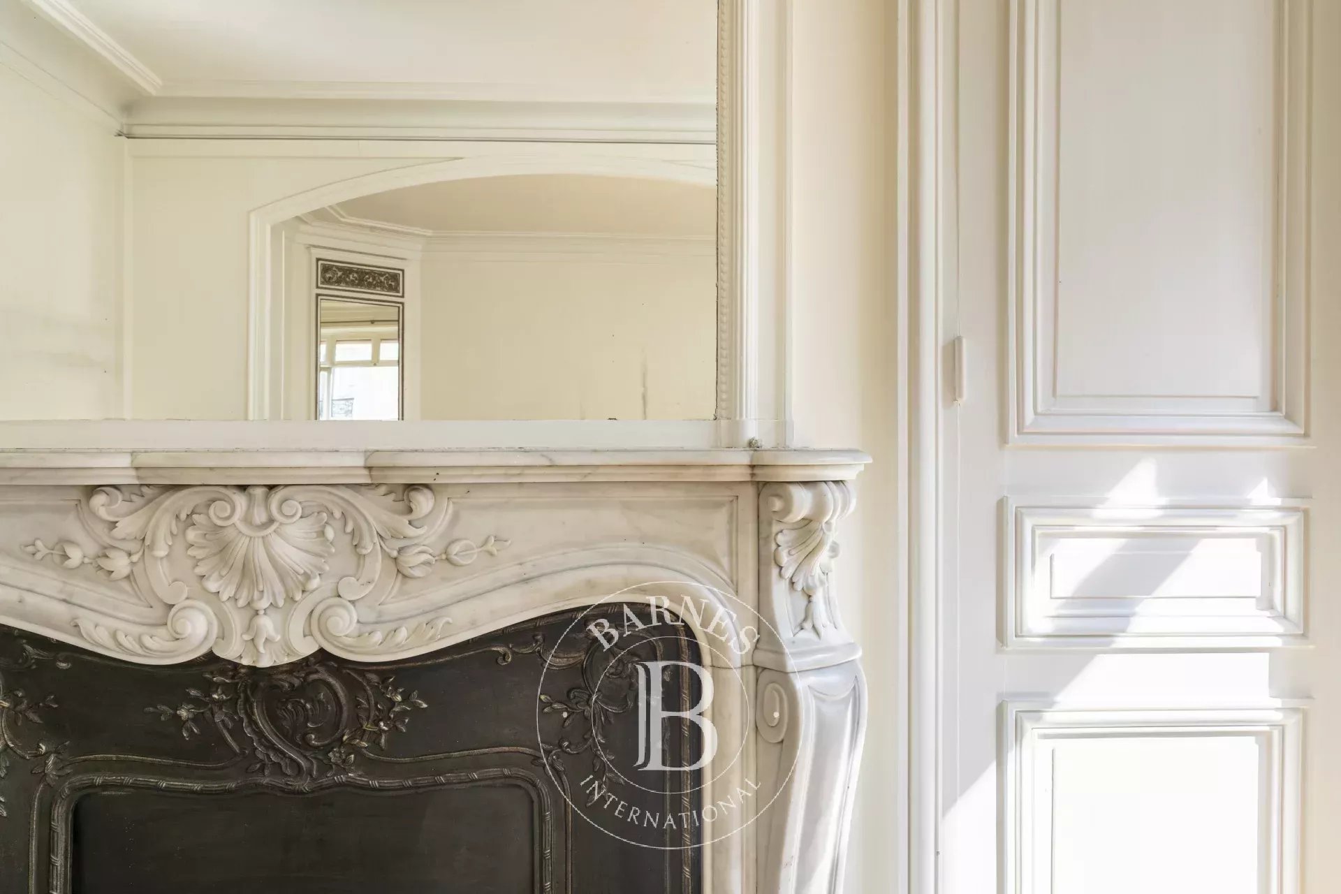 Daire Paris 7ème - picture 6