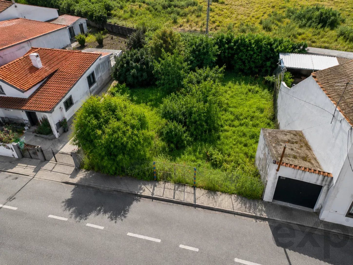 Urban Lot with Approved Project for 2 Semi-Detached Houses | Luz de Tavira 87014843 image 3