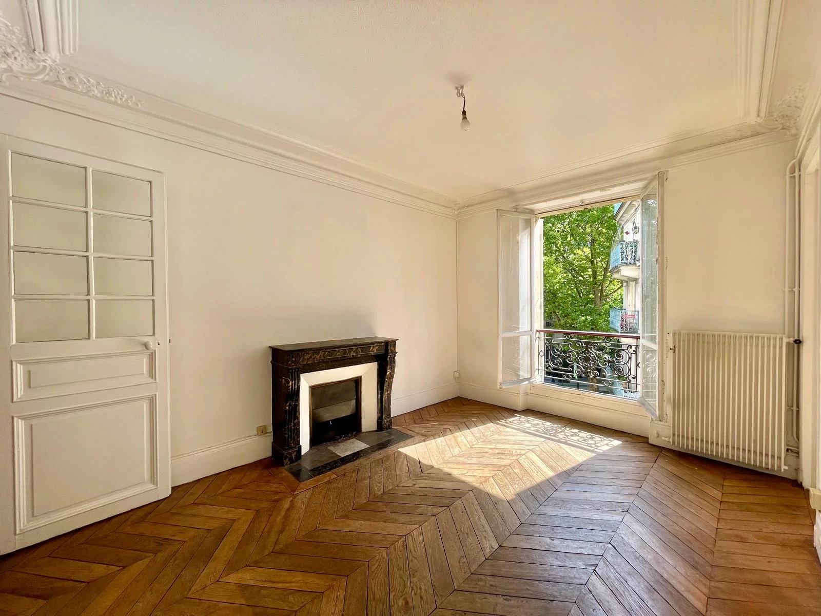 Sale Apartment Paris 10th Saint-Vincent-de-Paul