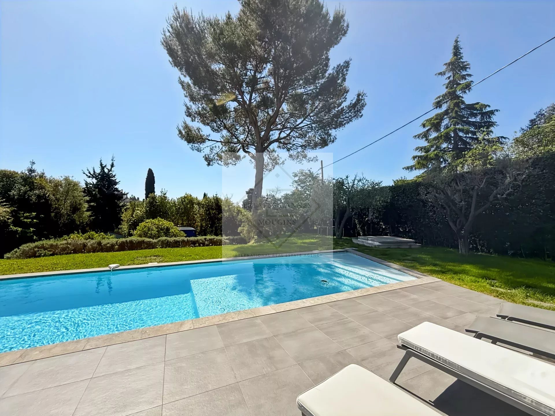 Villa à louer à l’année – Cœur de Mougins — photo 2
