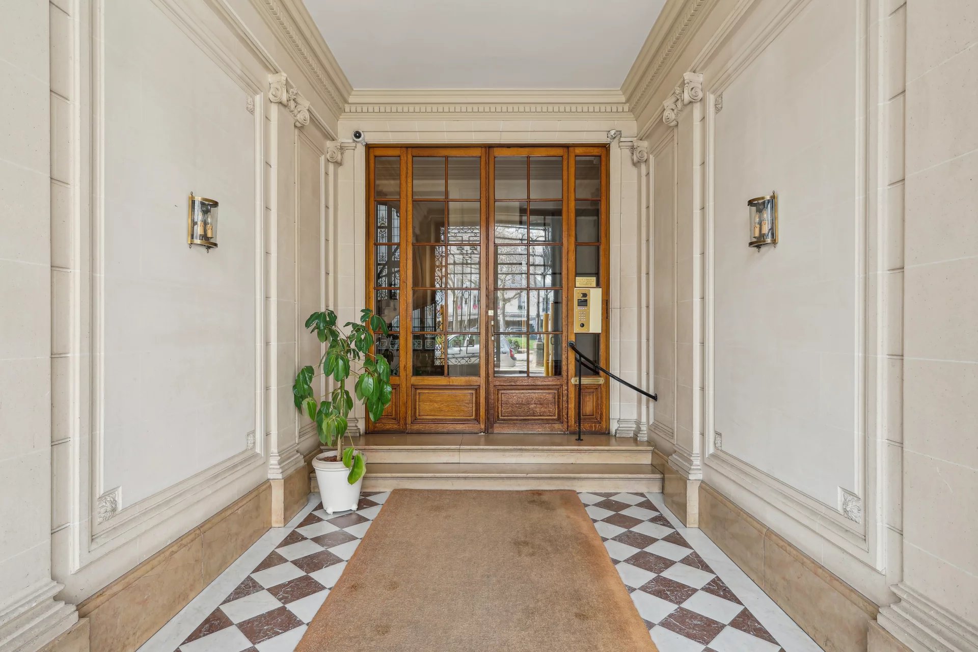 Sale Apartment Paris 15th
