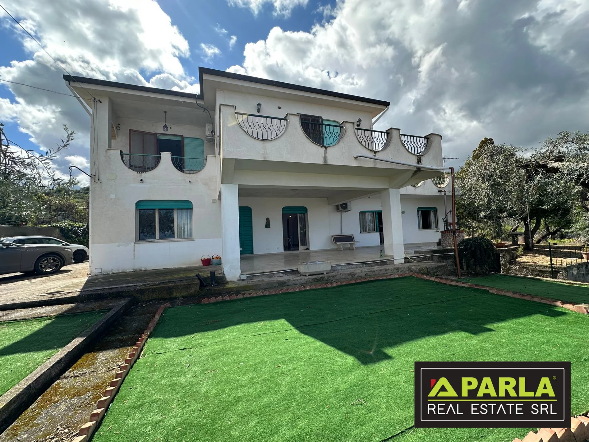 Agence immobilière de Parla Real Estate