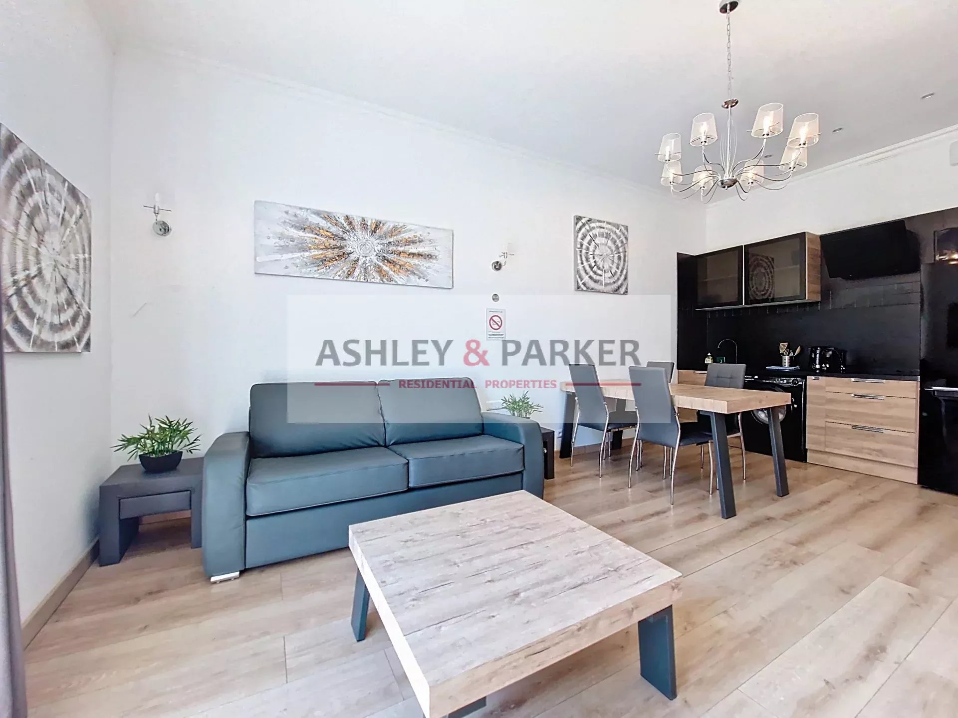 2 ROOMS APARTMENT