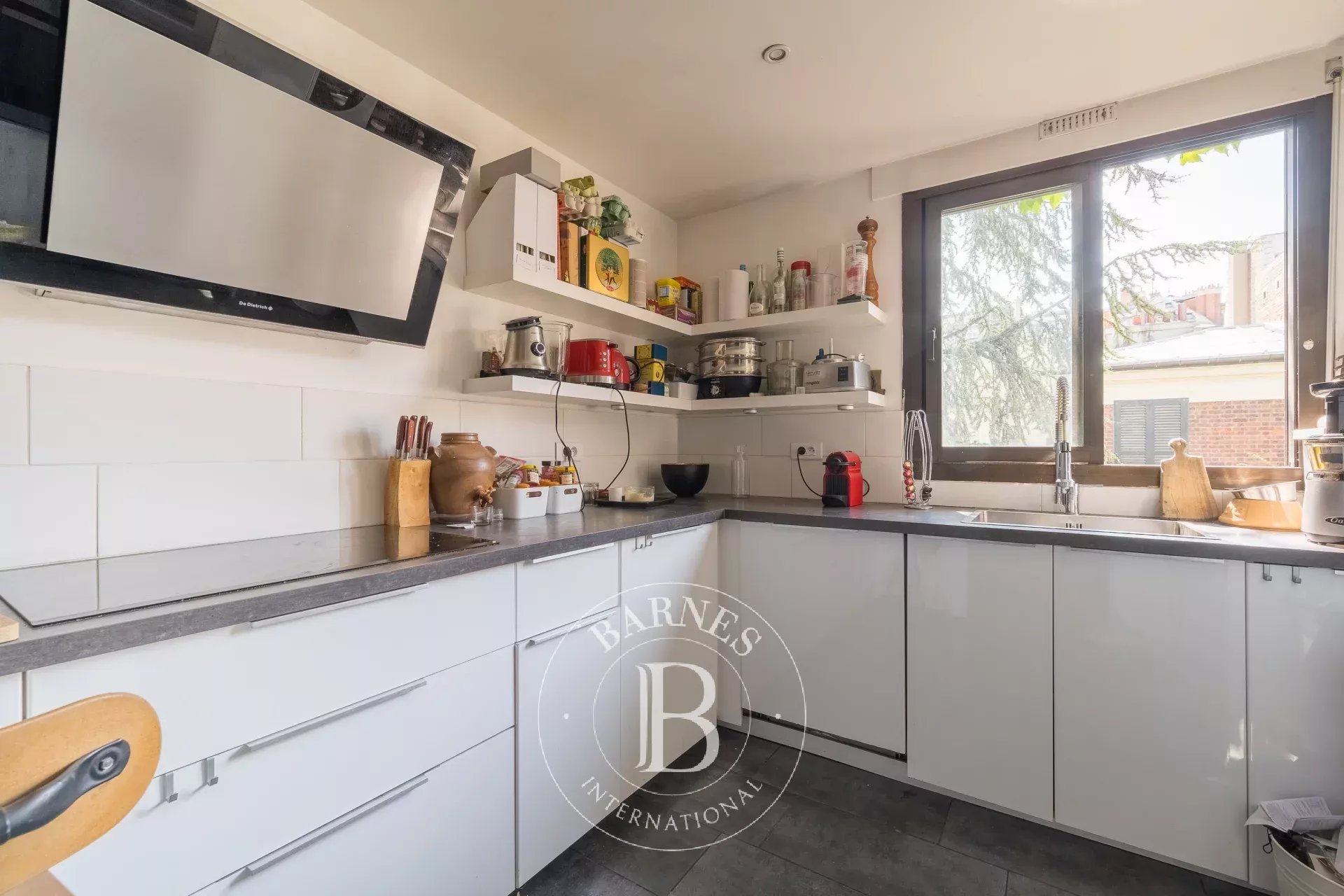 Neuilly-Argenson - 3-bed apartment - Balconies - Unobstructed verdant views - picture 6
